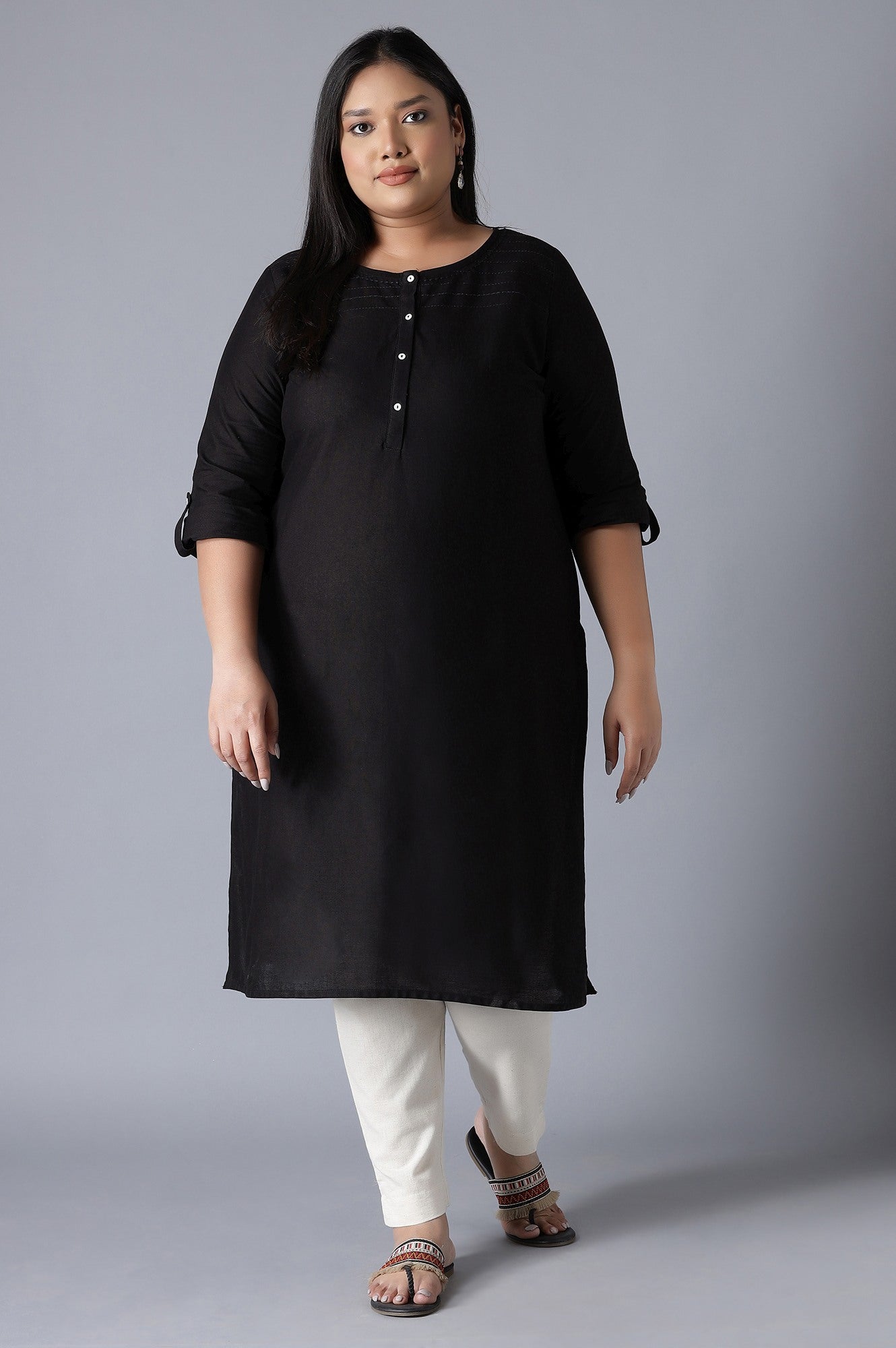 Black Round Neck Solid kurta