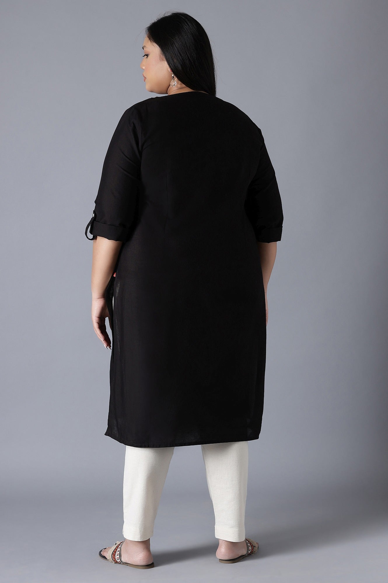 Black Round Neck Solid kurta