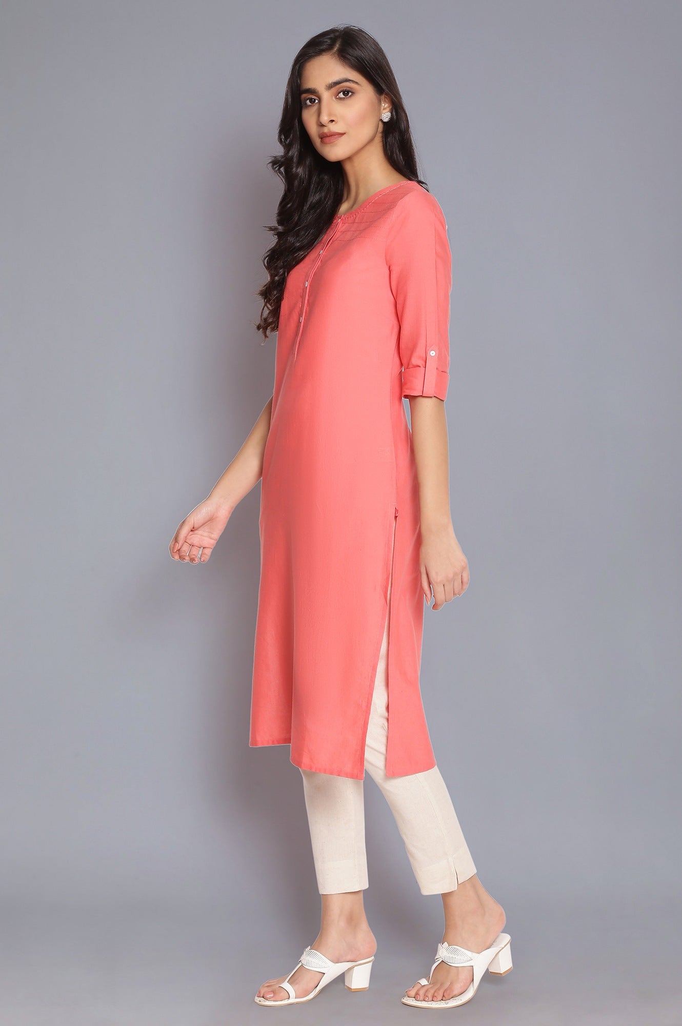 Peach Round Neck Solid kurta