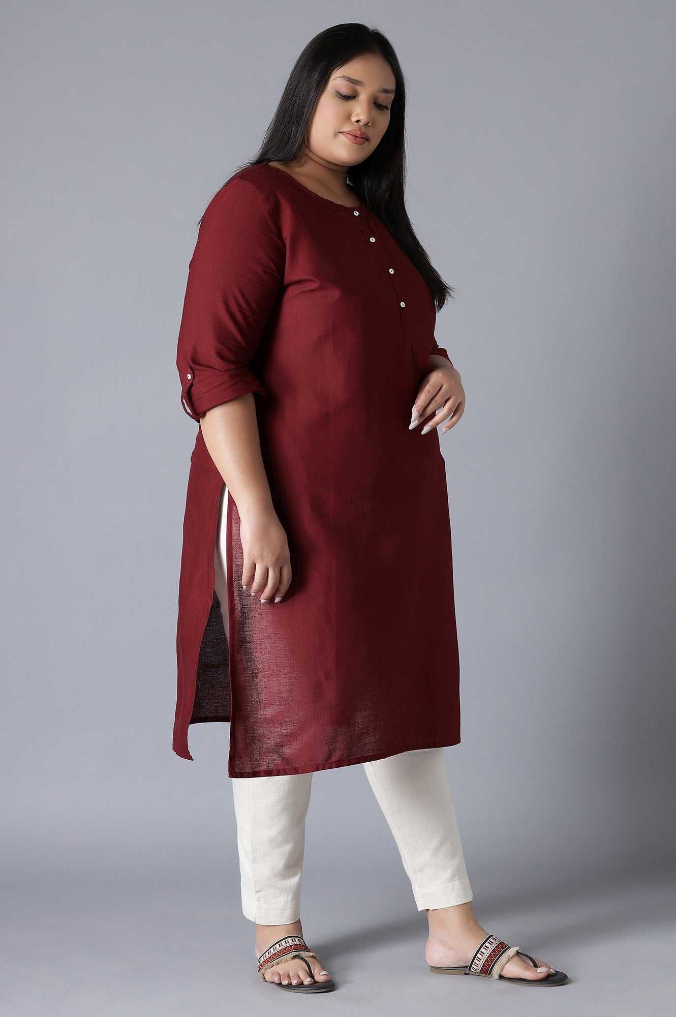 Maroon Round Neck Solid kurta