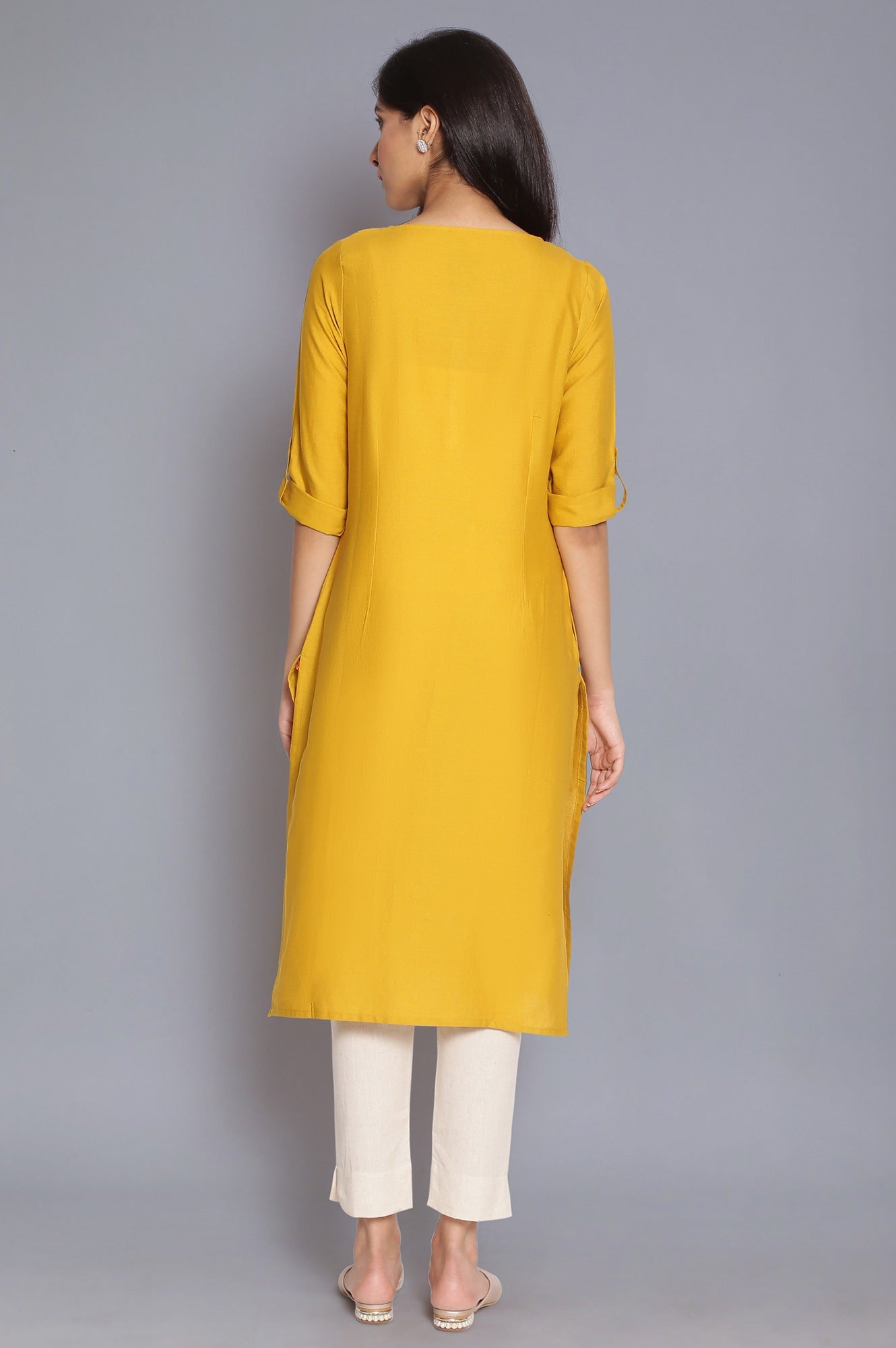 Yellow Round Neck Solid kurta