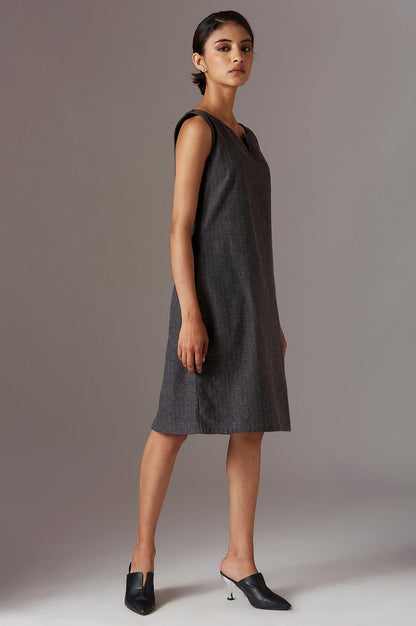 Black Sleeveless Collath Dress - wforwoman