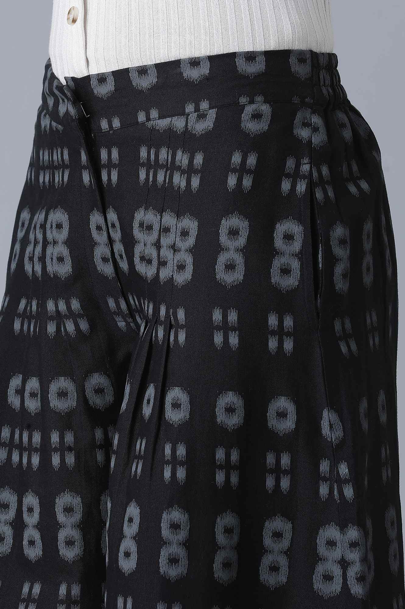 Black Ikkat Printed Carrot Pants