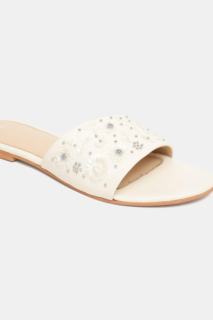 W Embroidered Almond Toe Flat-Wharmony - wforwoman