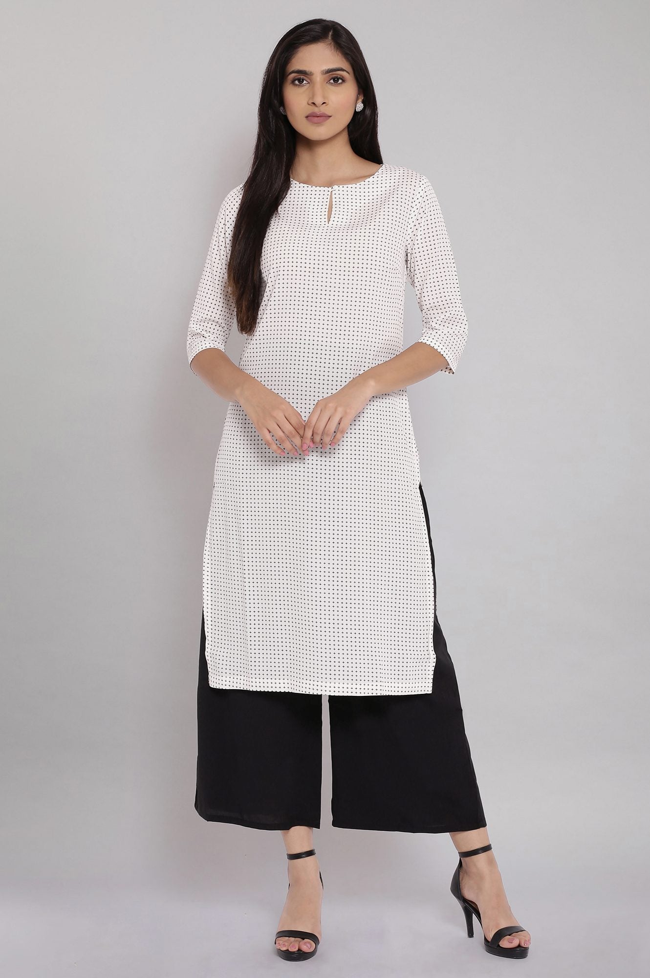 Ecru Printed kurta With Black Parallel Pants