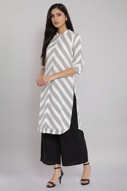 Ecru Printed kurta With Black Parallel Pants