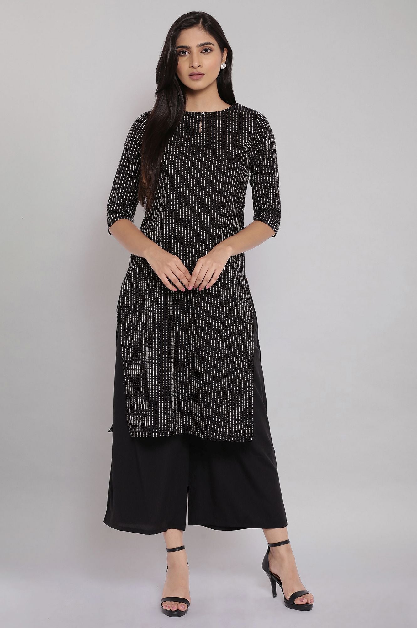 Black Printed kurta With Black Parallel Pants