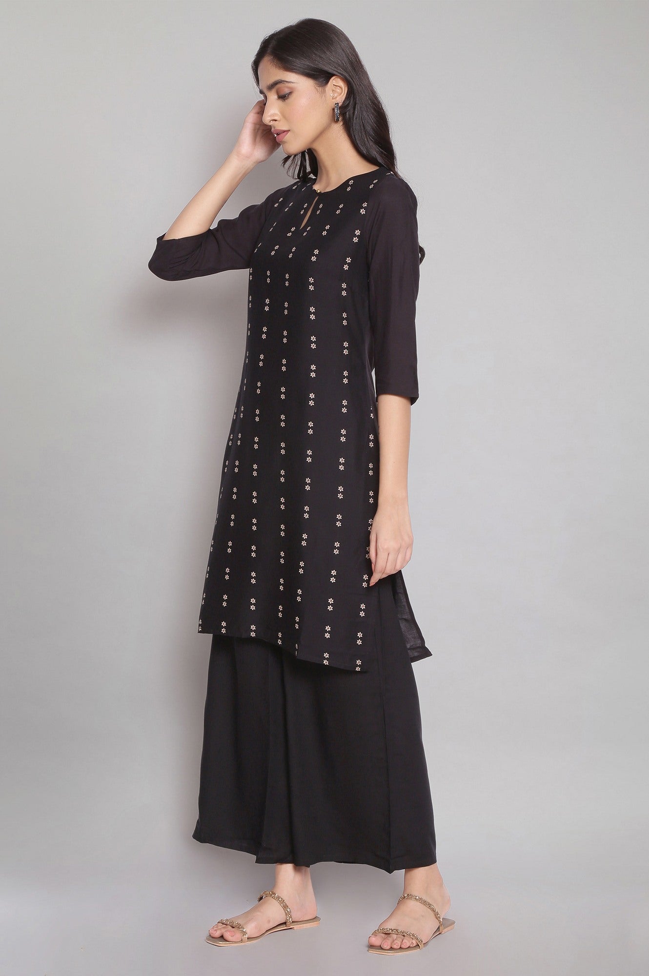 Black Floral Print kurta-Parallel Pants Set