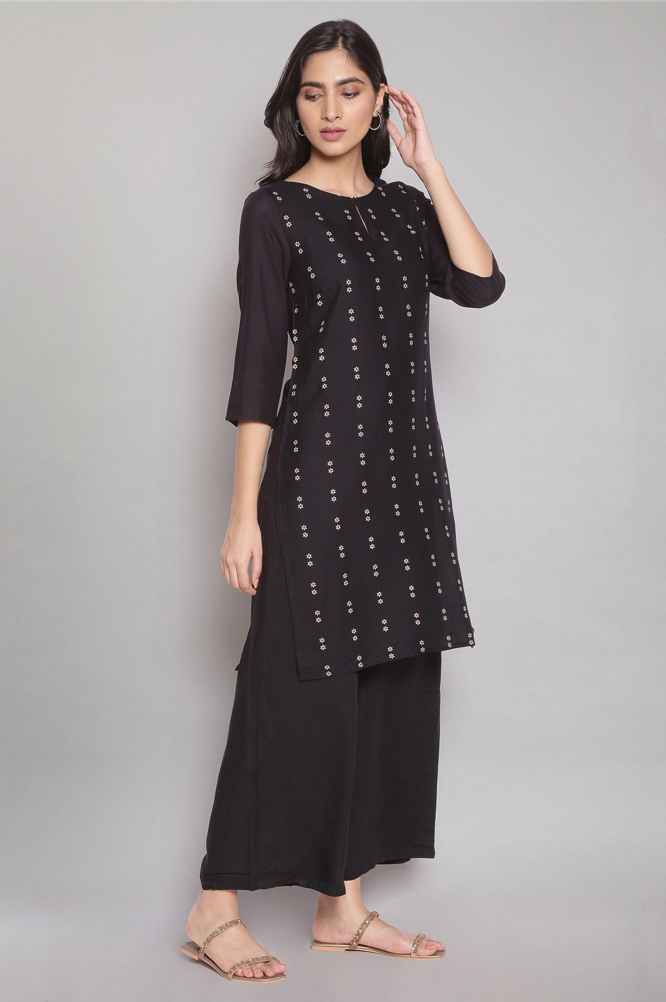 Black Floral Print kurta-Parallel Pants Set