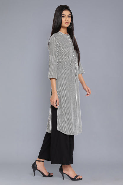 Ecru And Black Stripes Printed kurta With Parallel Pants