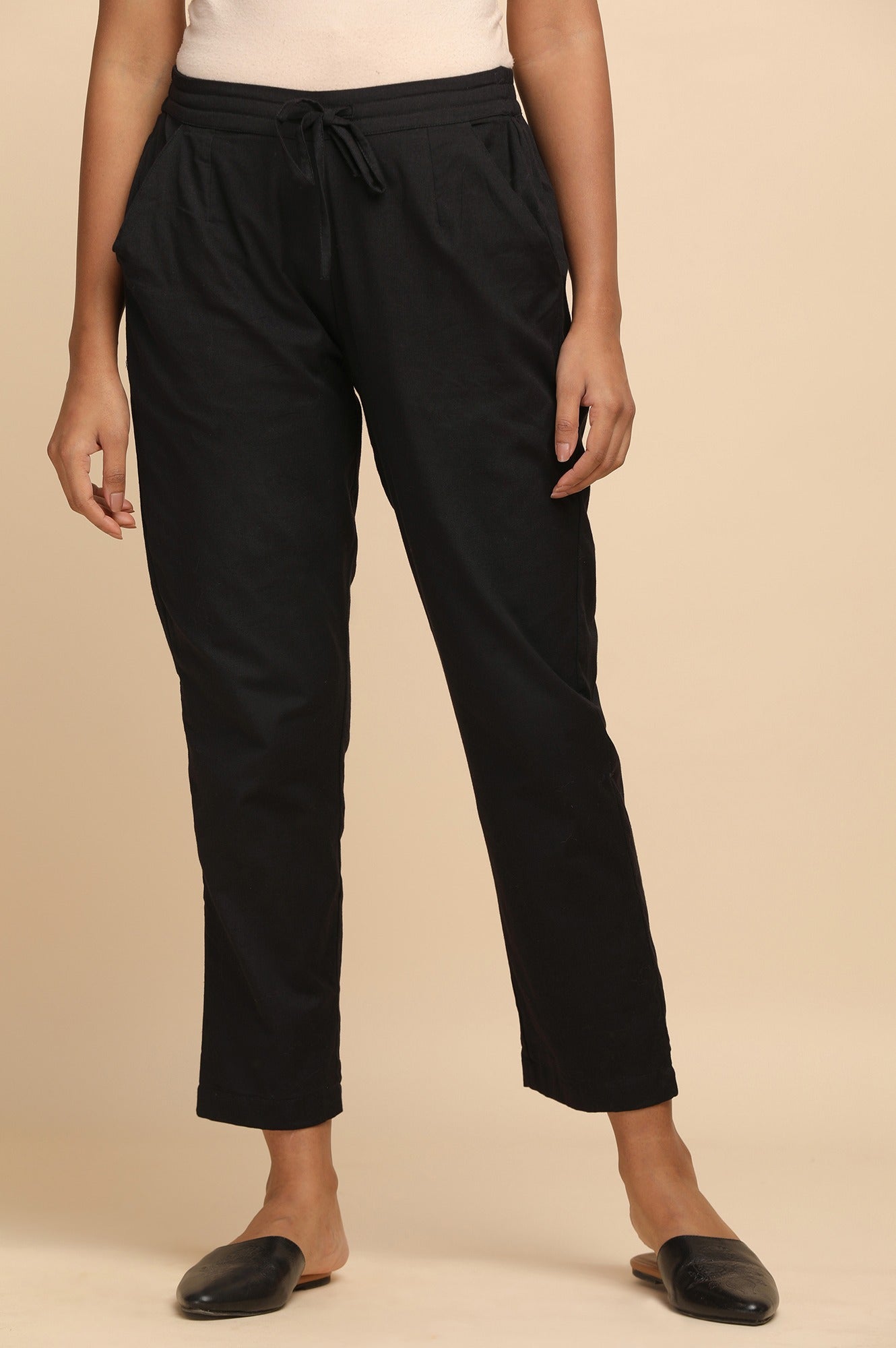 Black Solid Straight Pants