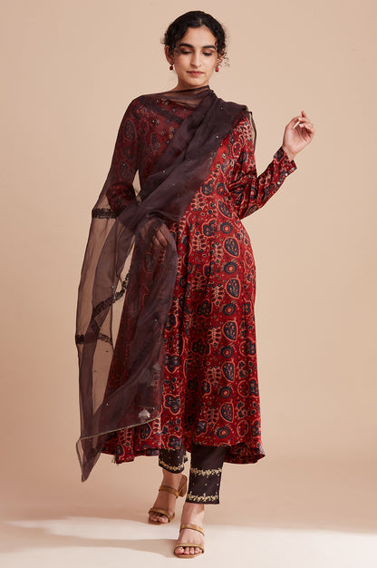 Red Lustrous Panelled kurta In Ajrakh Print