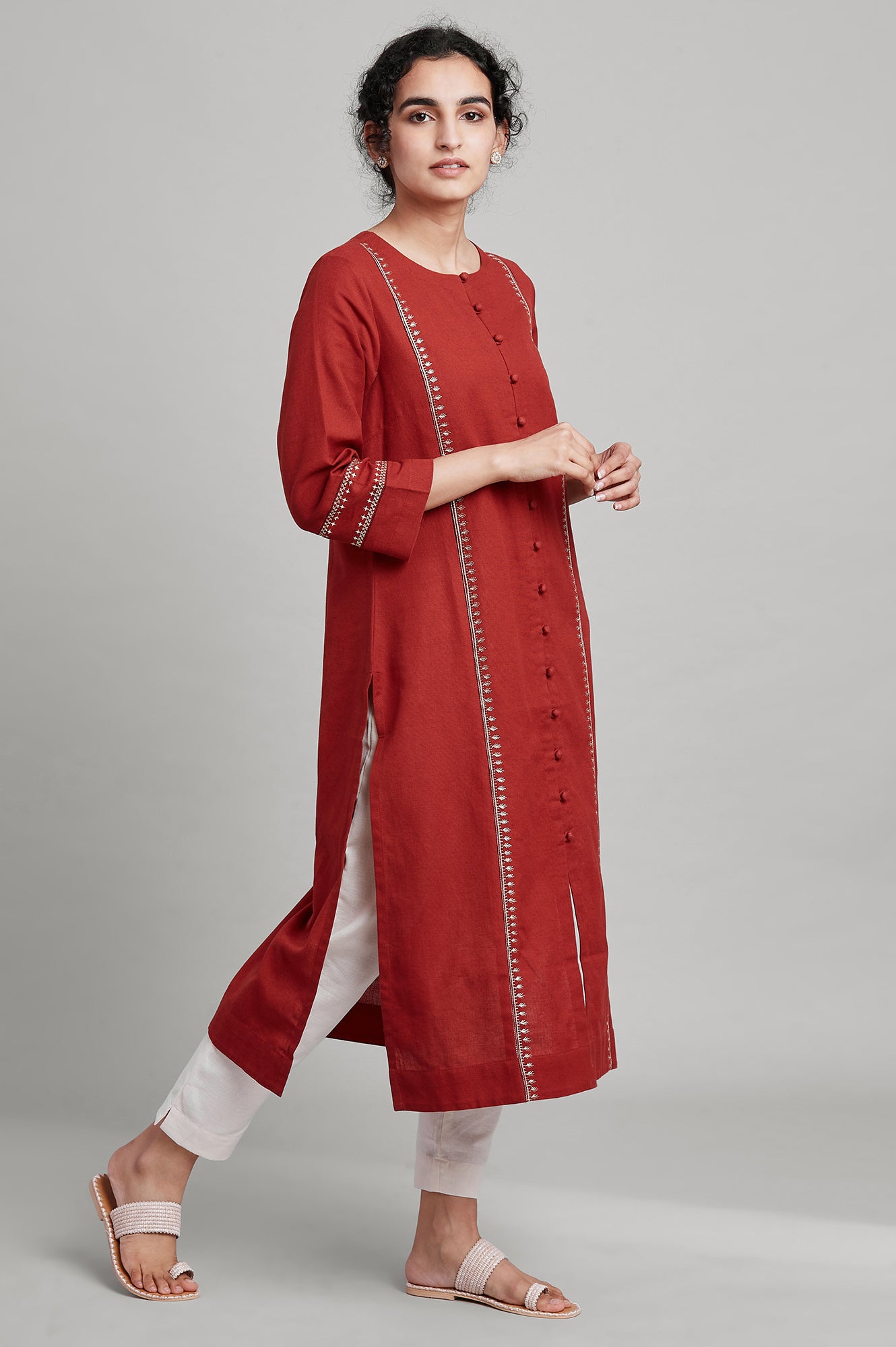 Red Shirt Dress In Cotton Flax And Zari Embroidery