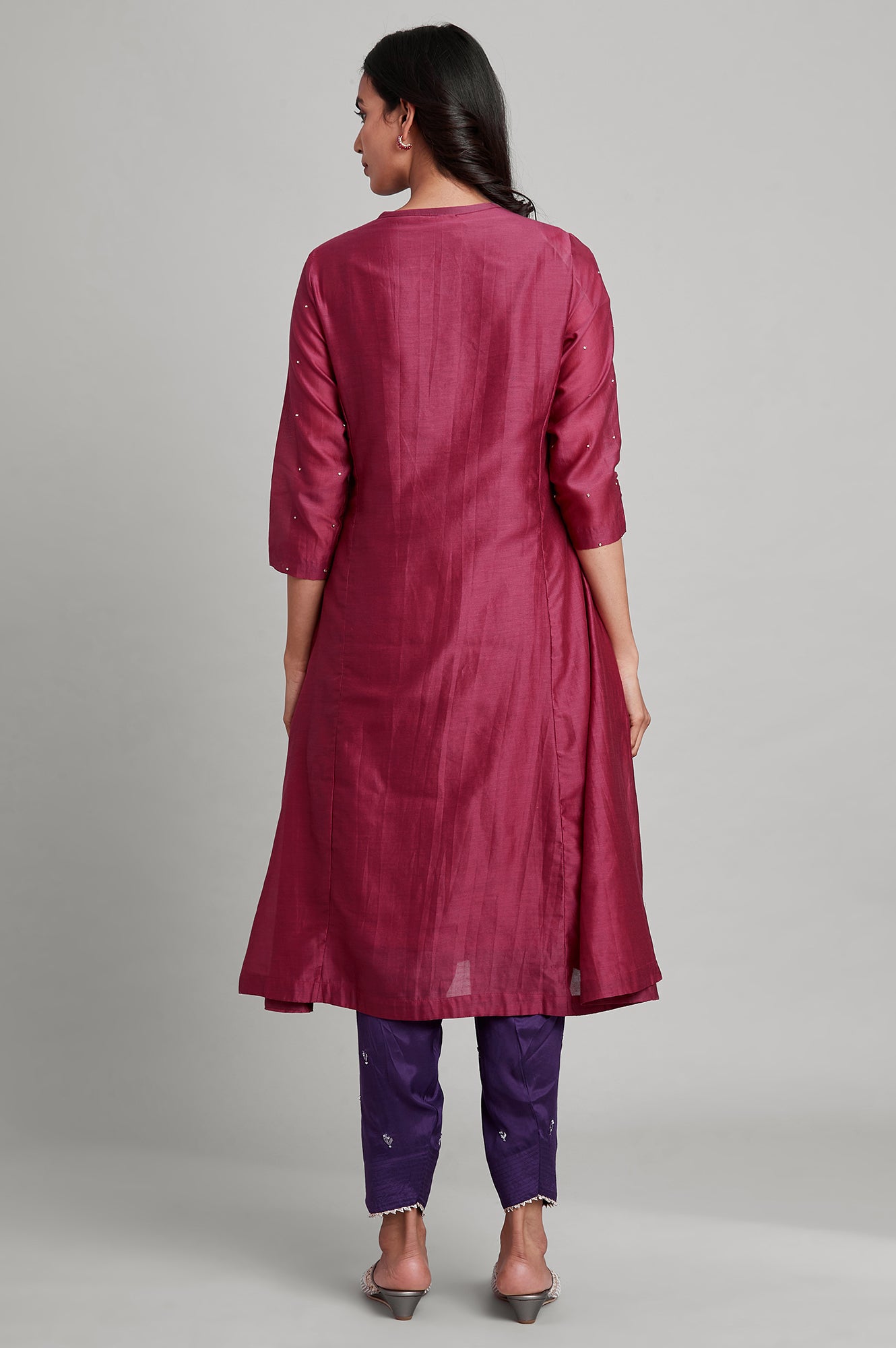 Dark Pink Mandarin Neck Panelled kurta