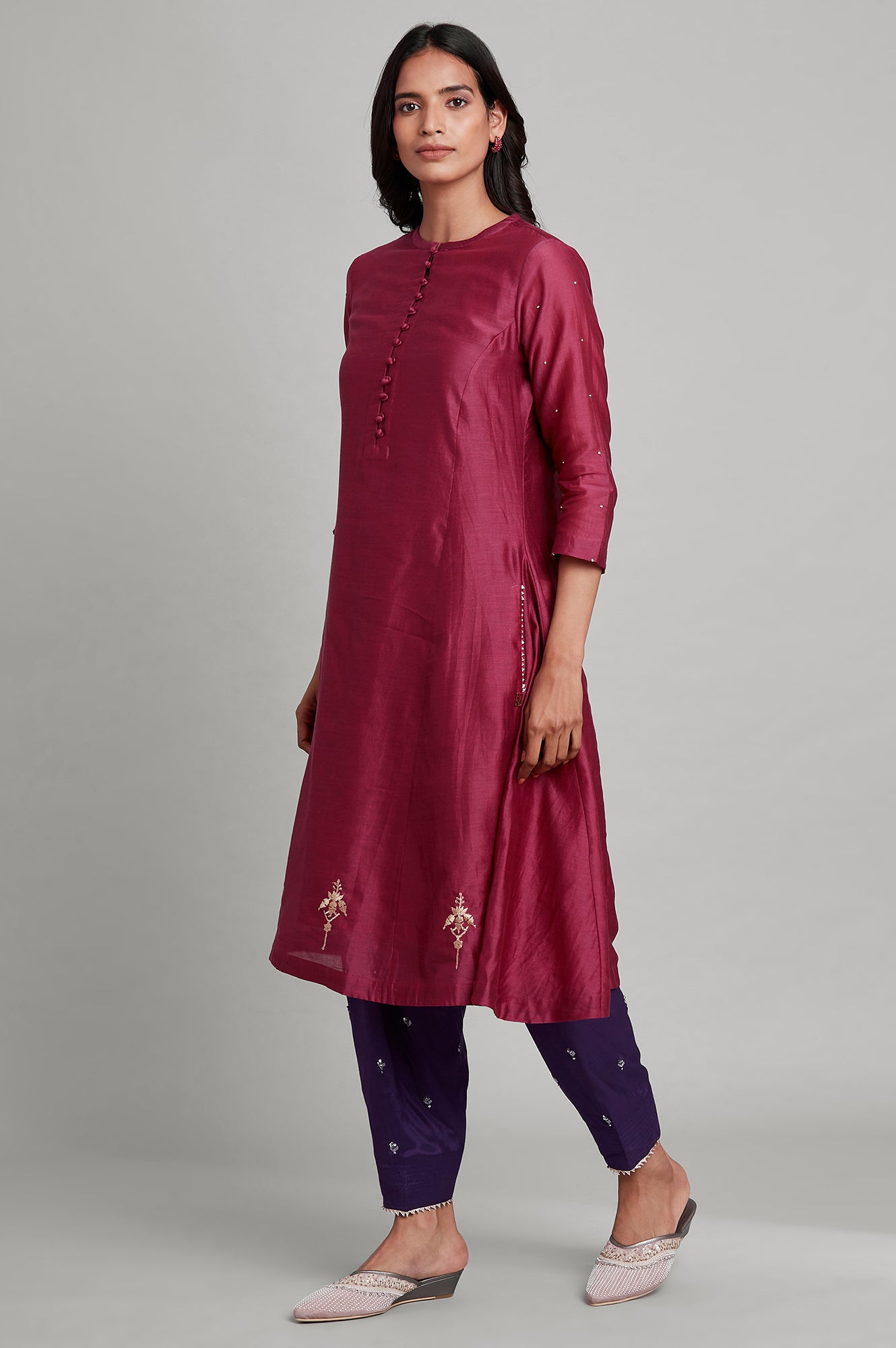 Dark Pink Mandarin Neck Panelled kurta