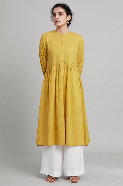 Yellow Pleated Solid kurta