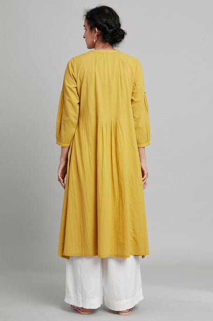 Yellow Pleated Solid kurta