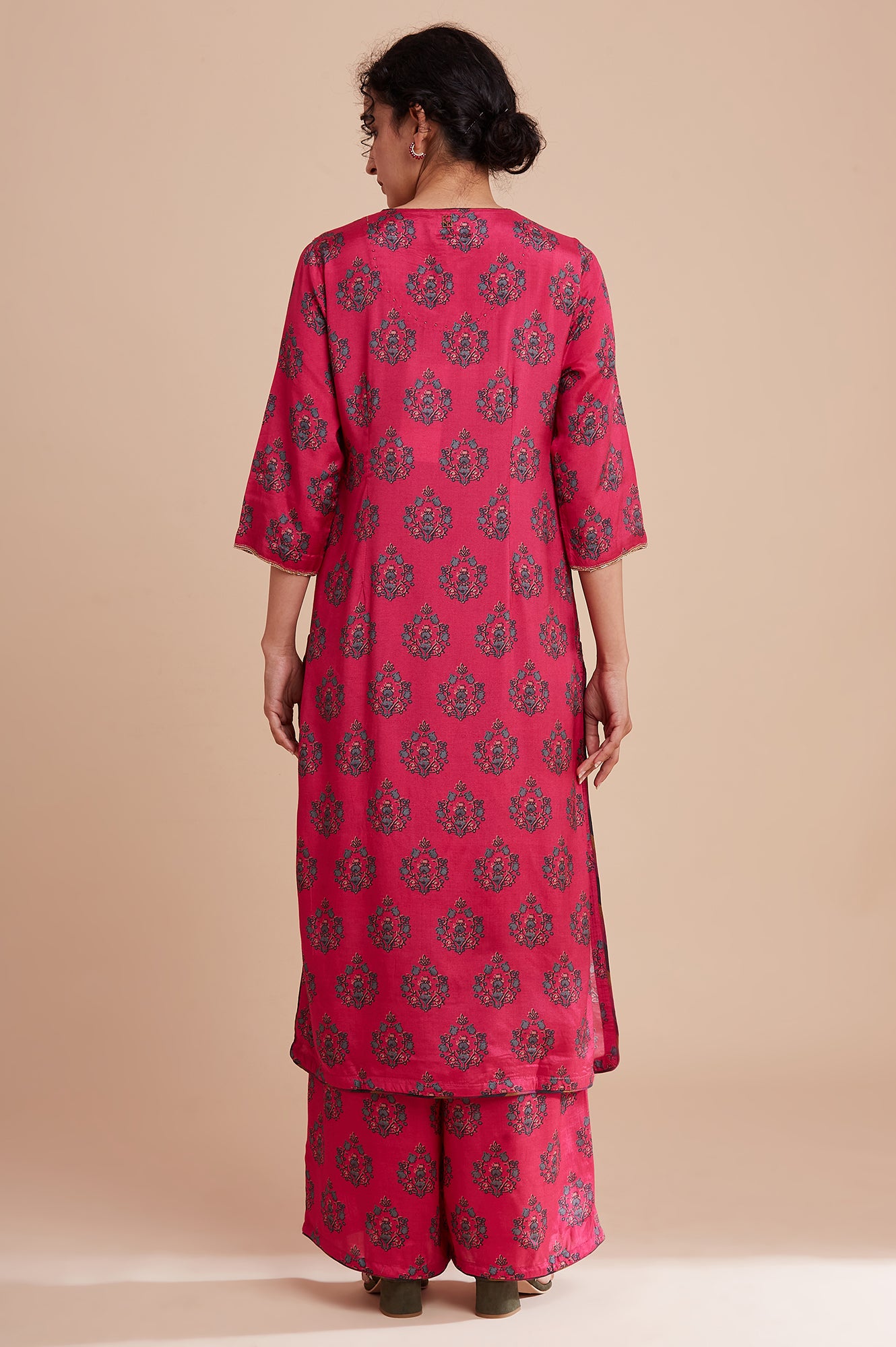 Pink All-Over Buti Print kurta