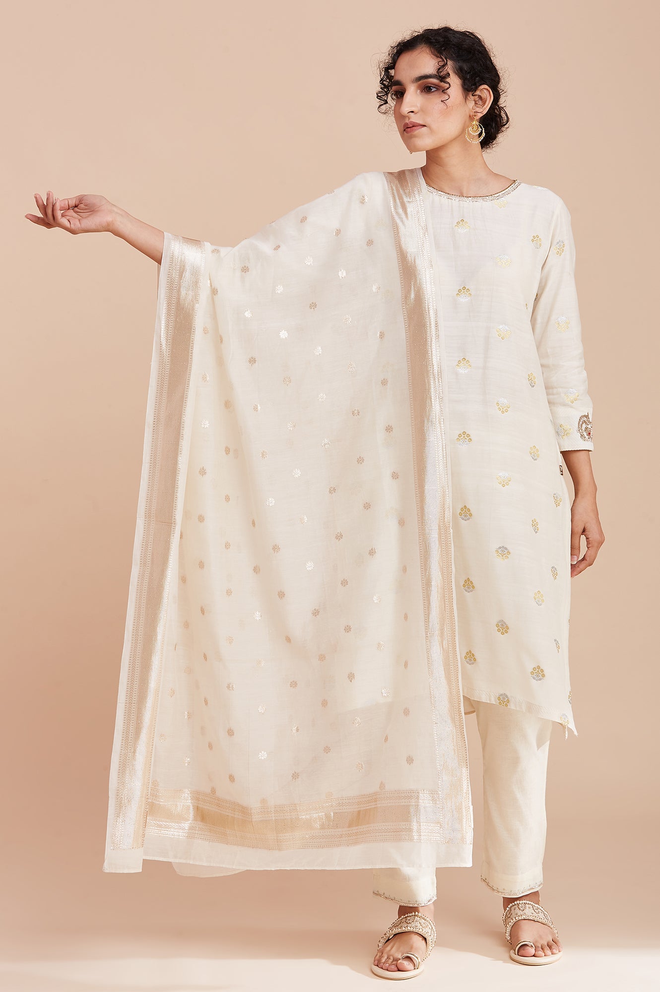 Ecru Chanderi Jacquard Drape