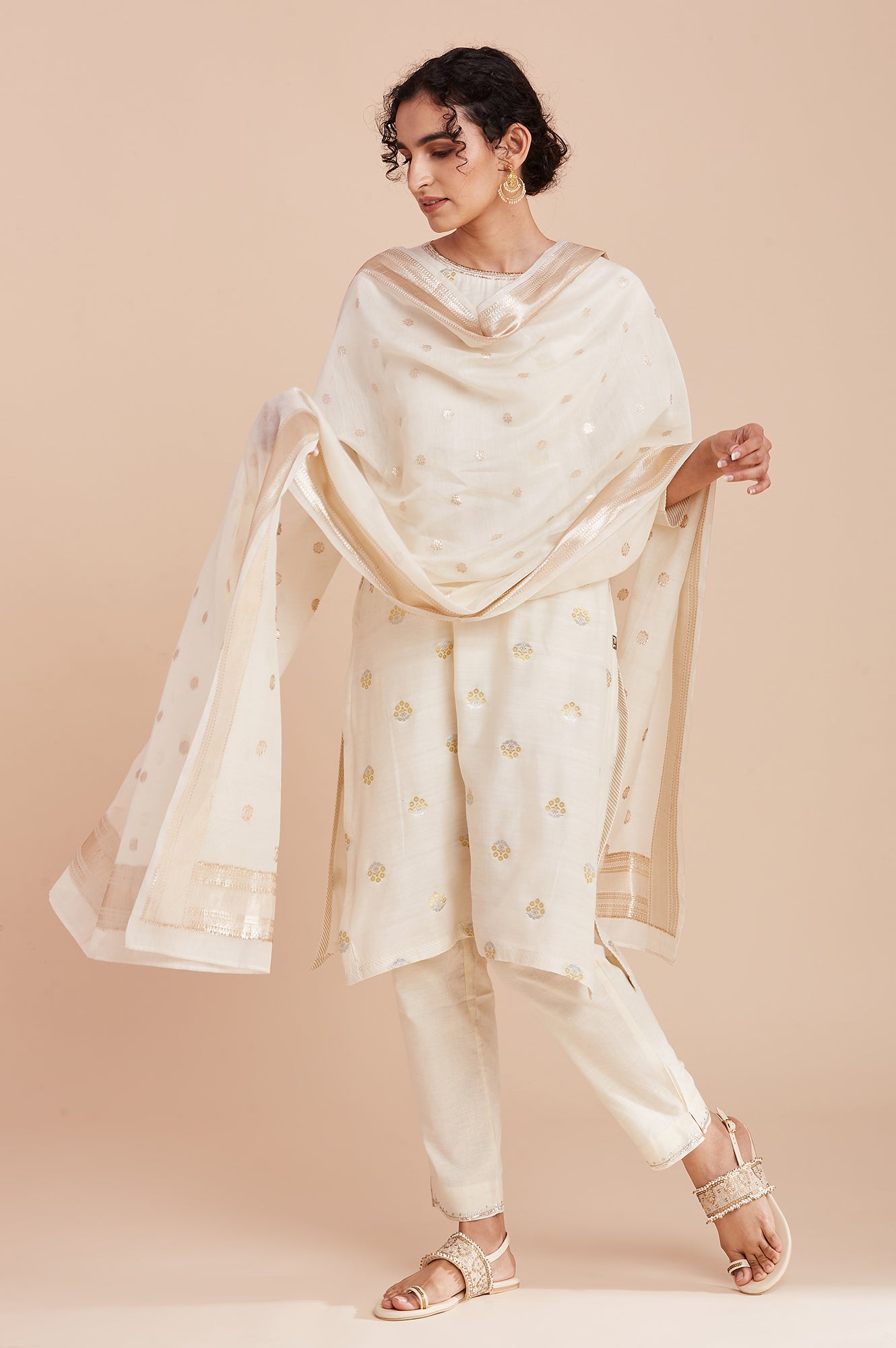 Ecru Chanderi Jacquard Drape