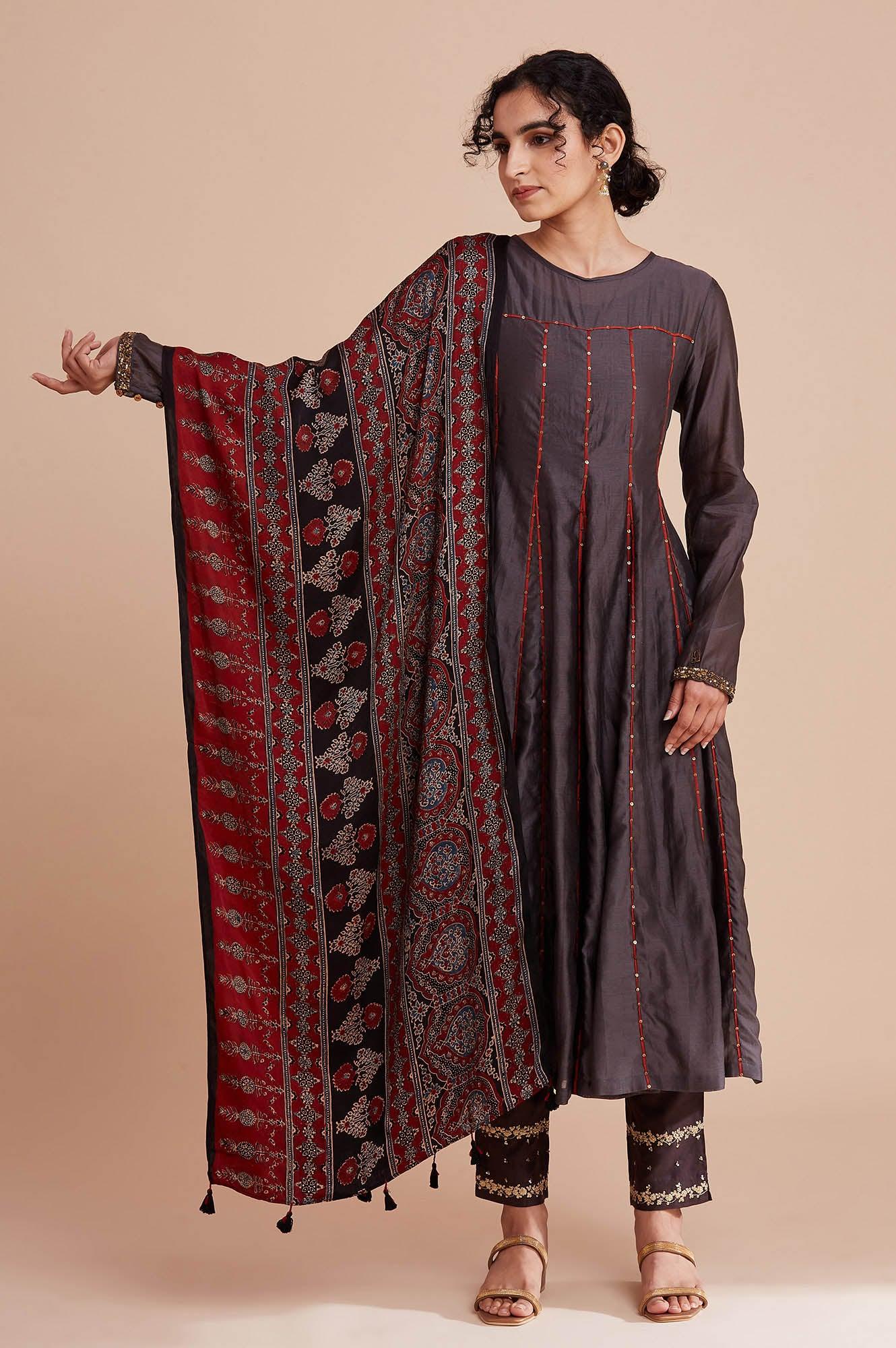 Earthy Multicoloured Block Printed Drape - wforwoman