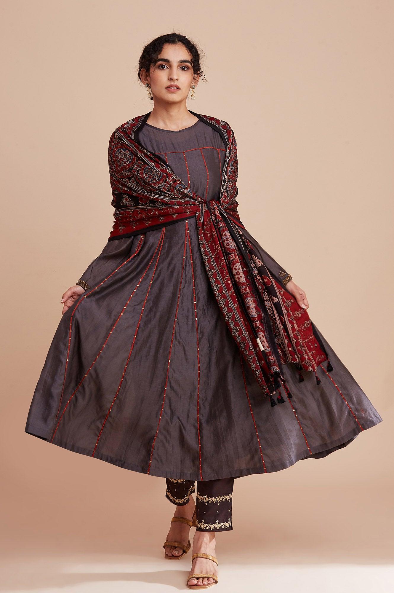 Earthy Multicoloured Block Printed Drape - wforwoman