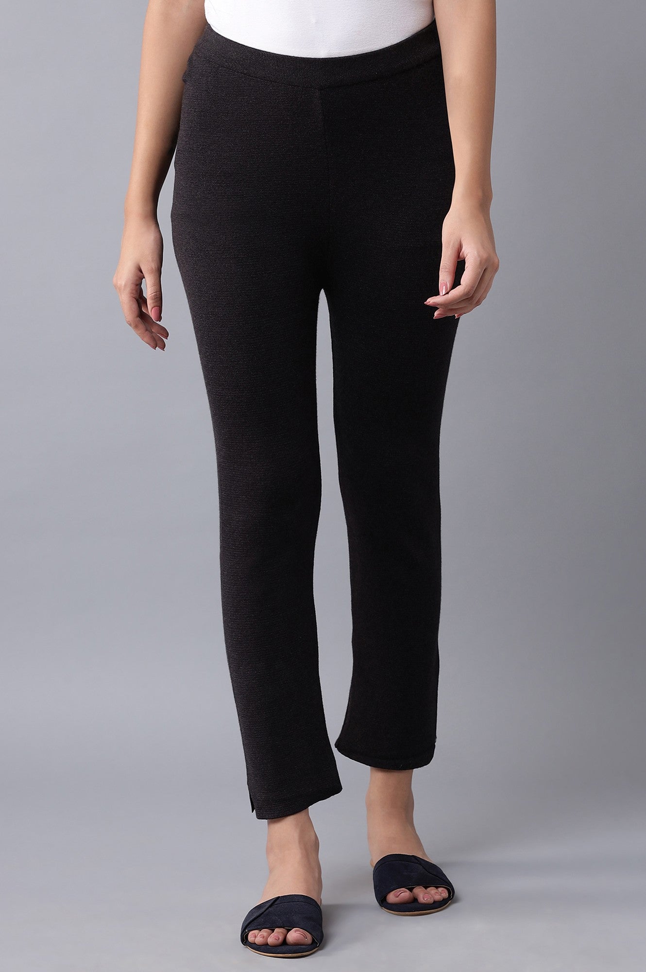 Black Knitted Slim Pants