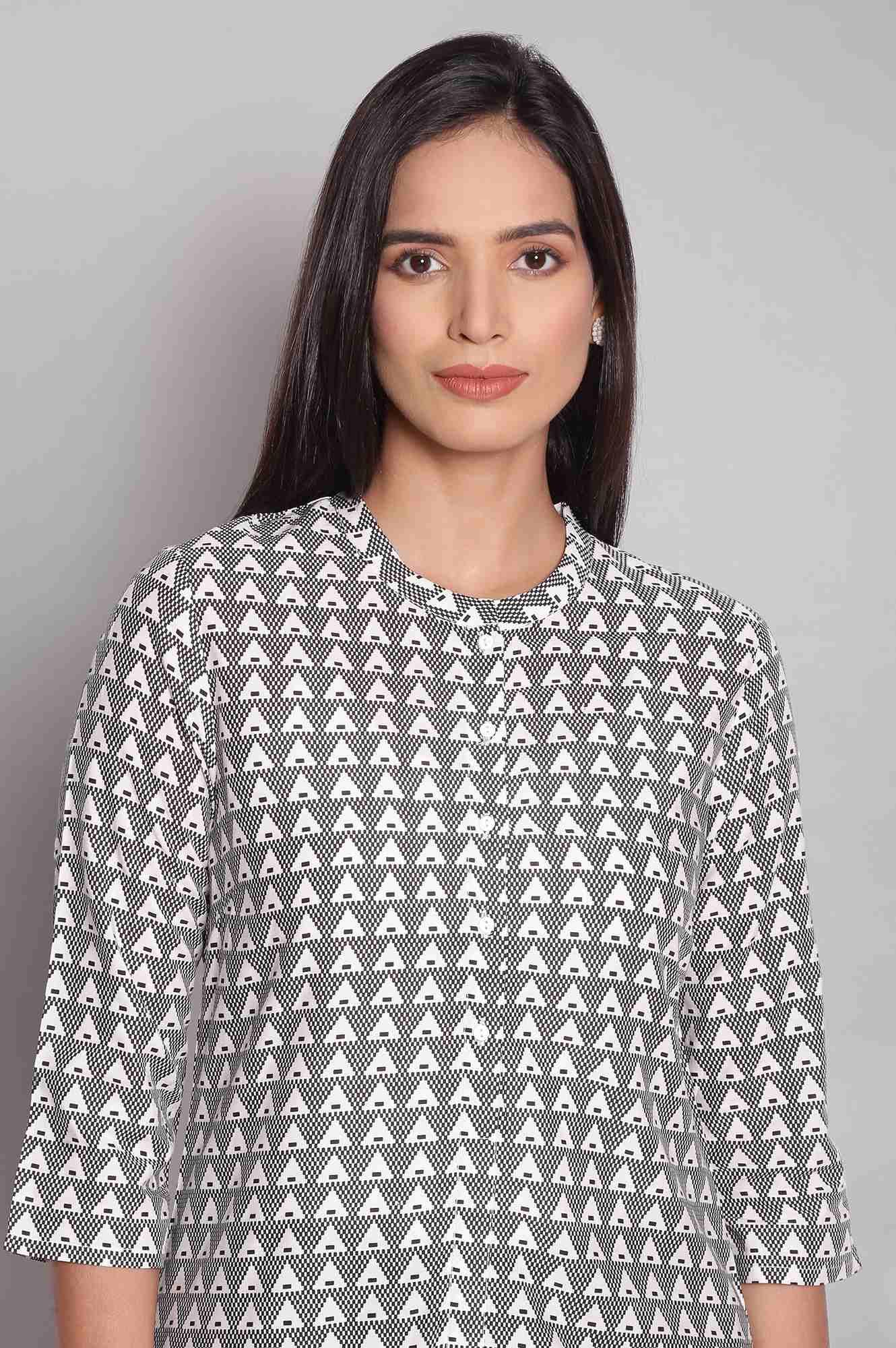 Ecru kurta with Black Geometric Print - wforwoman