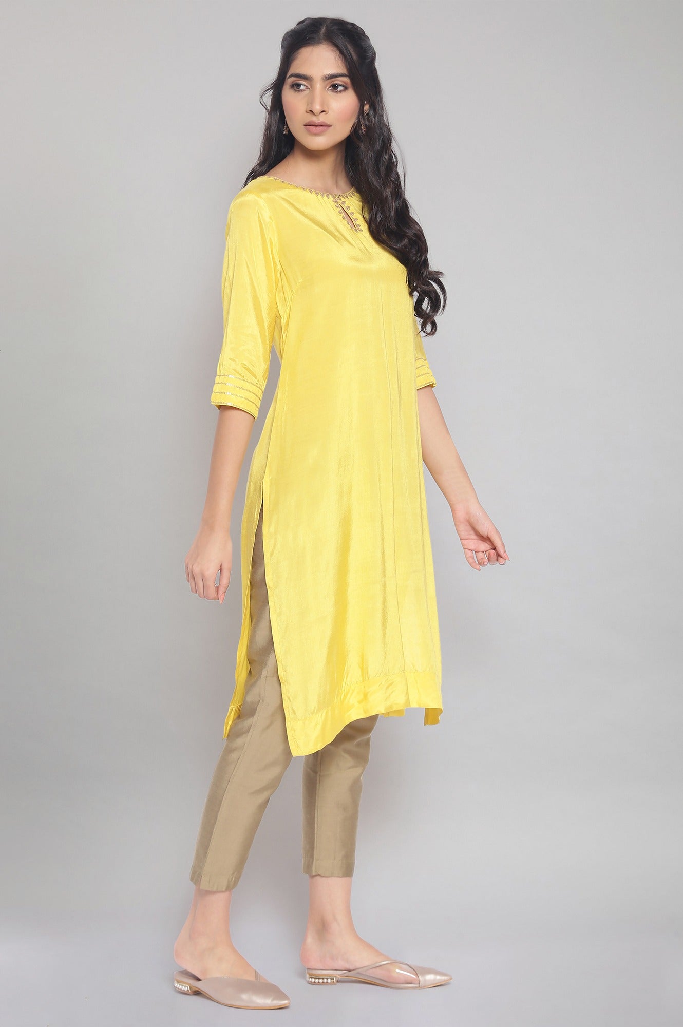 Yellow Festive Solid Straight kurta