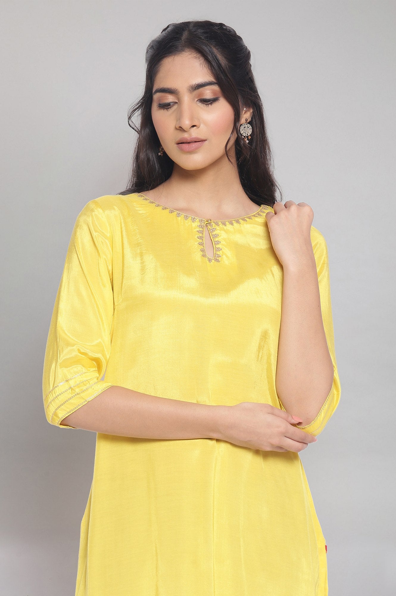 Yellow Festive Solid Straight kurta