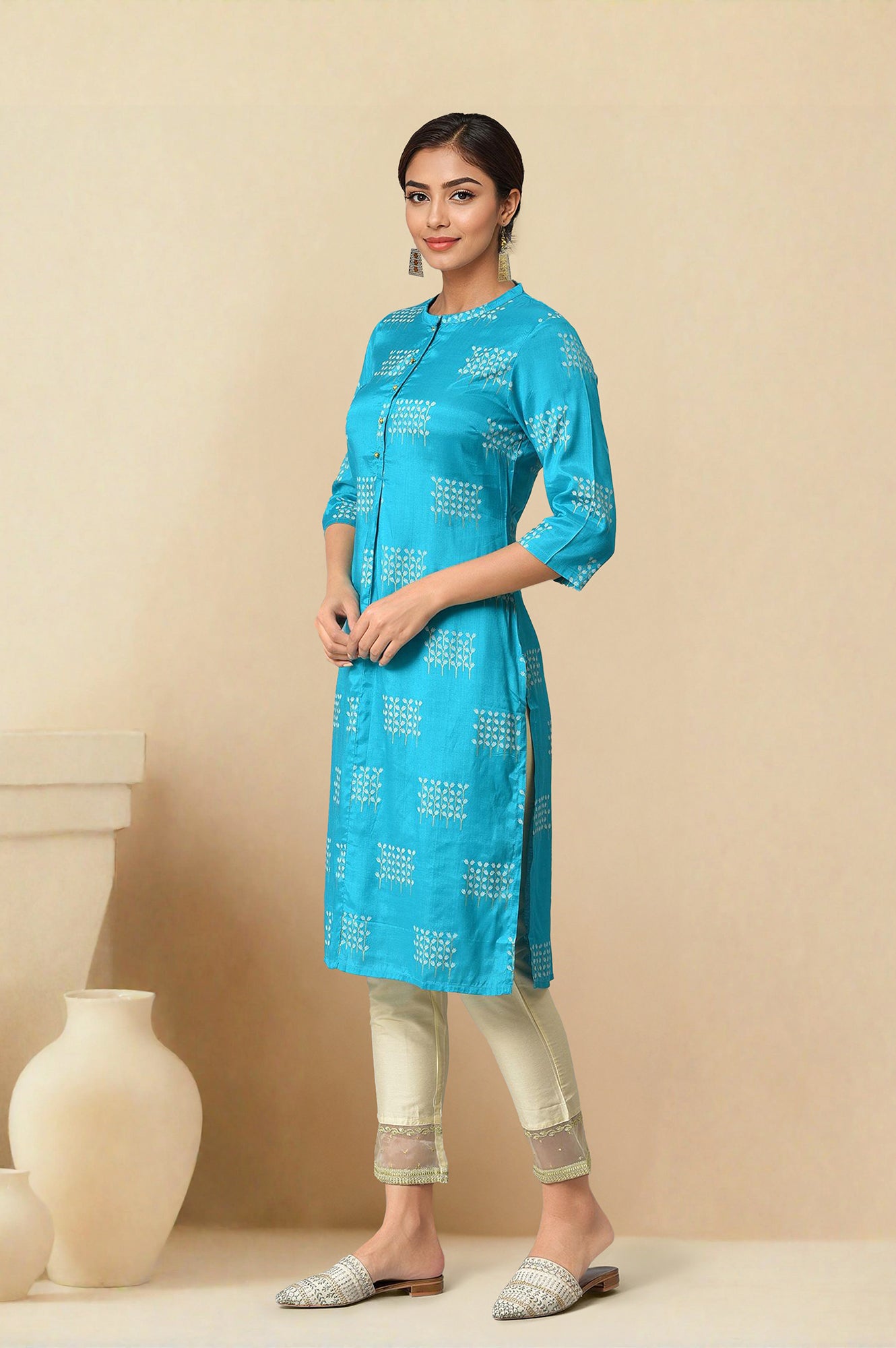 Turquoise Blue Geometric Printed Shantung Straight Kurta