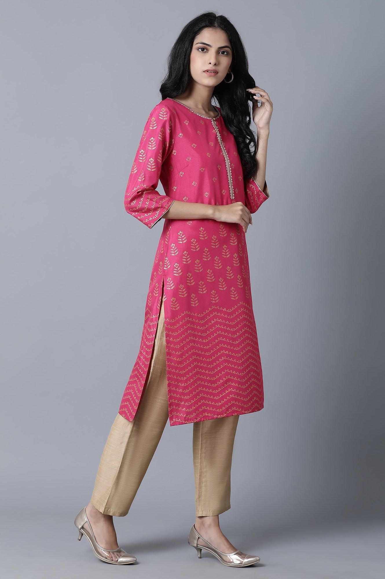 Pink Printed Sequin Festive kurta in Keyhole Neckline