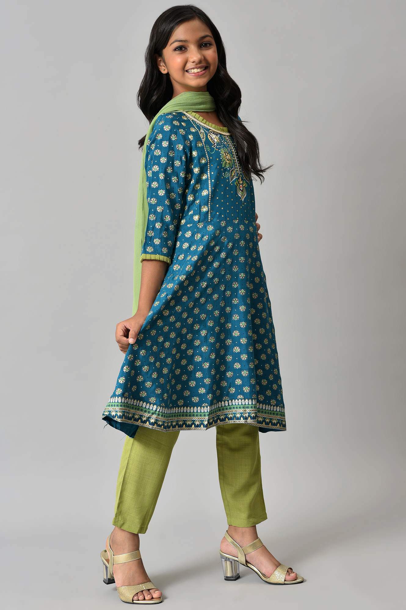 LIVA Girls Blue Floral Printed kurta with Green Trousers and Dupatta