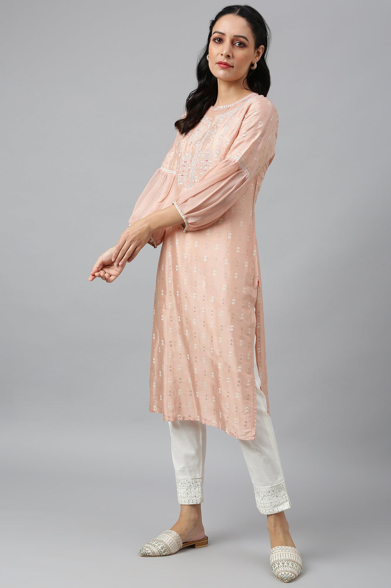 Peach Shantung kurta With Embroidery