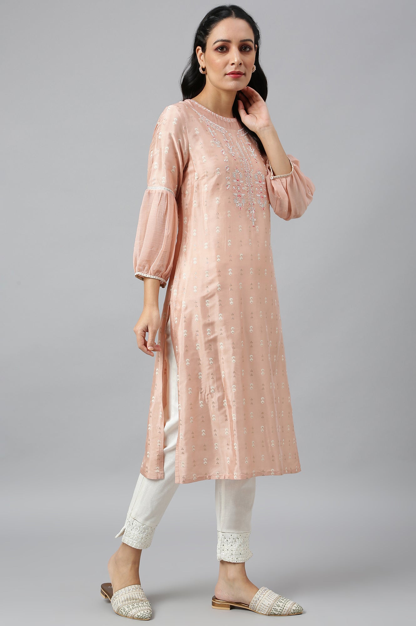 Peach Shantung kurta With Embroidery