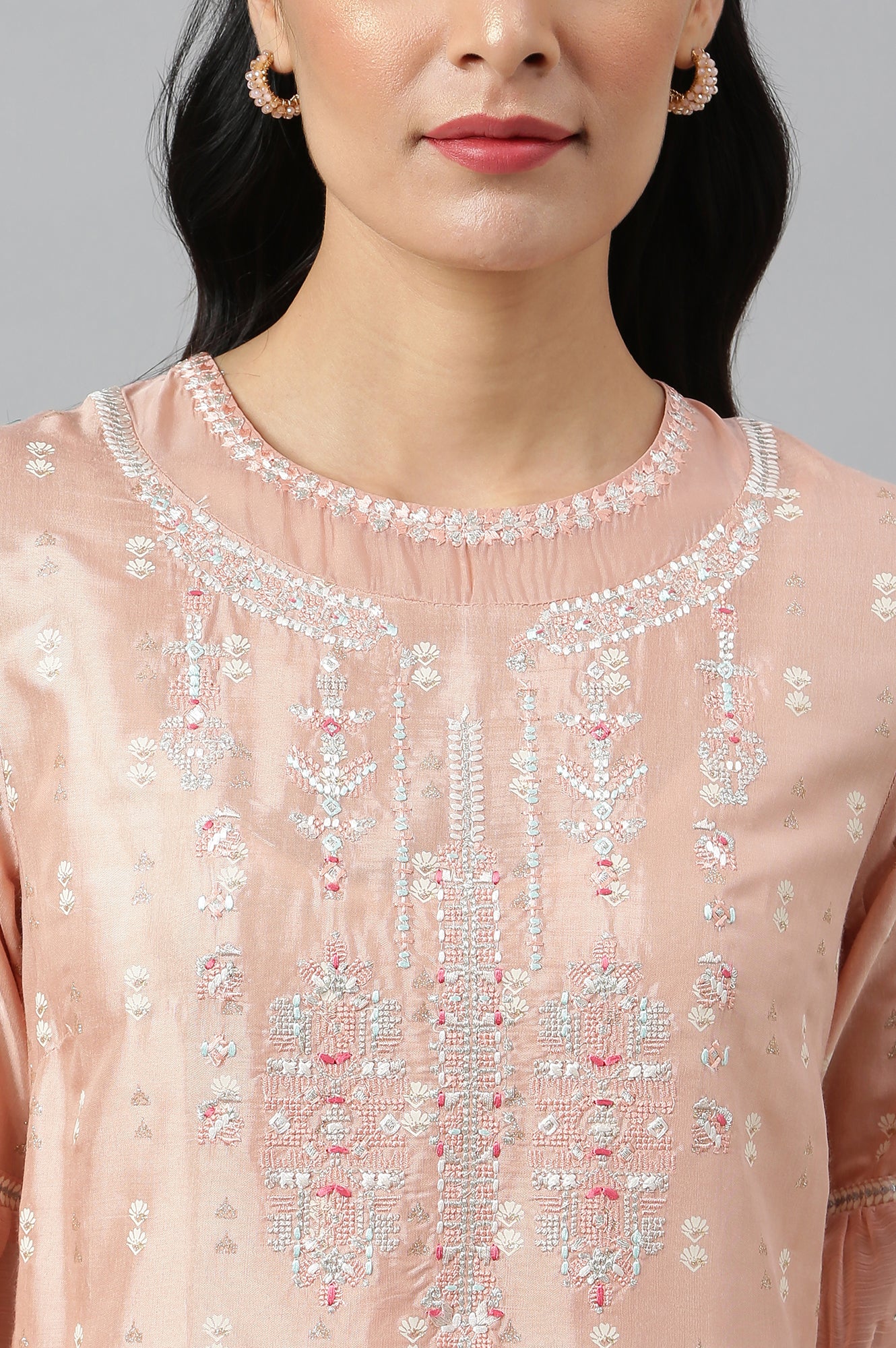 Peach Shantung kurta With Embroidery