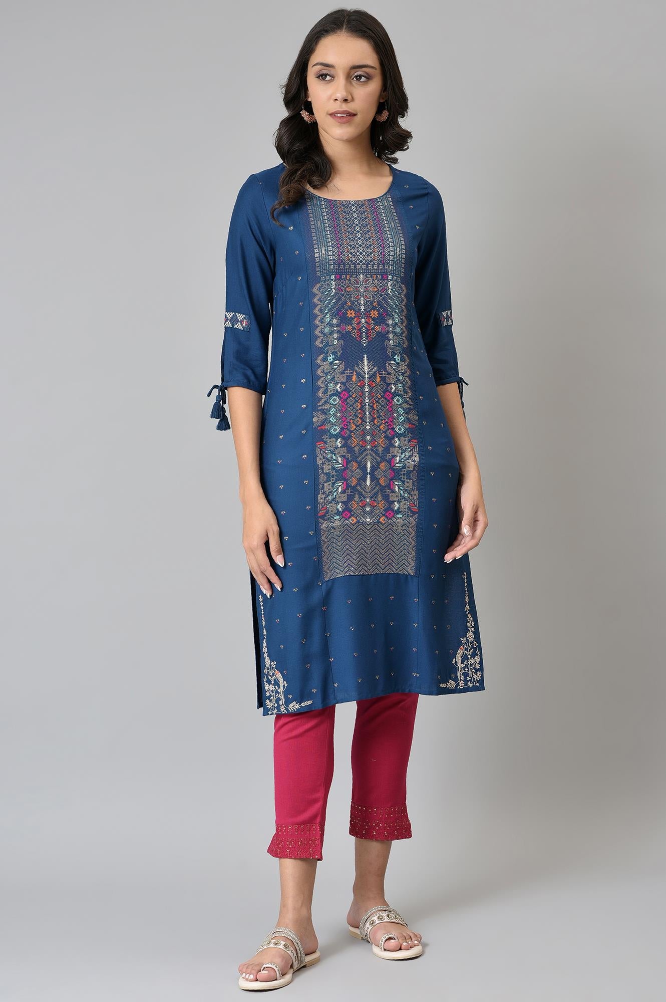 Blue Dobby Printed kurta In Round Neck