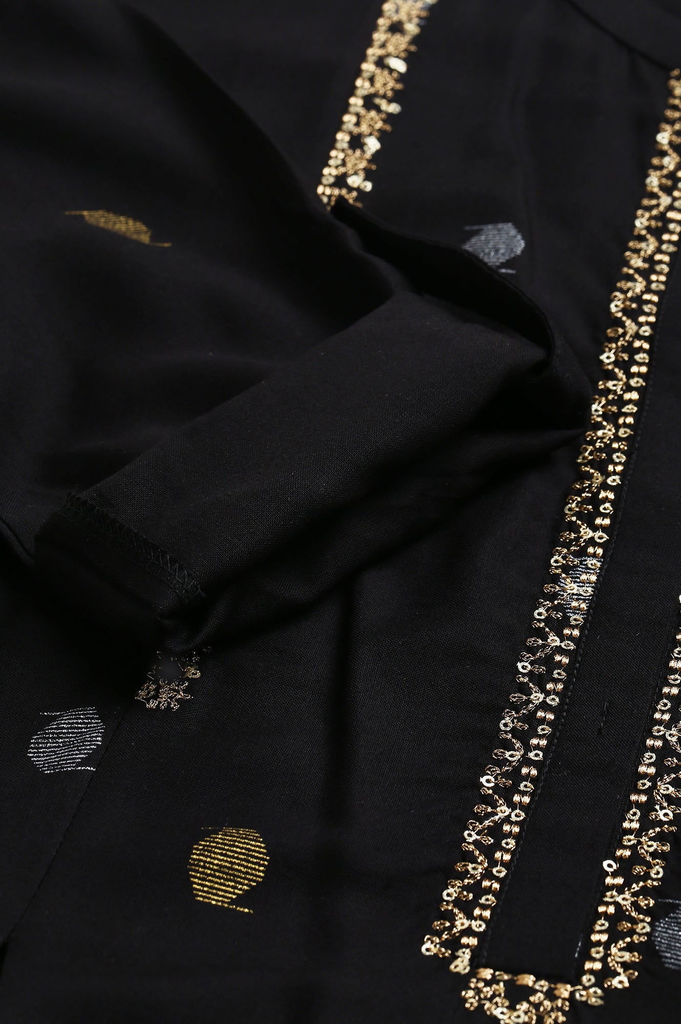 Black Mettalic Embroidered kurta With Pleats