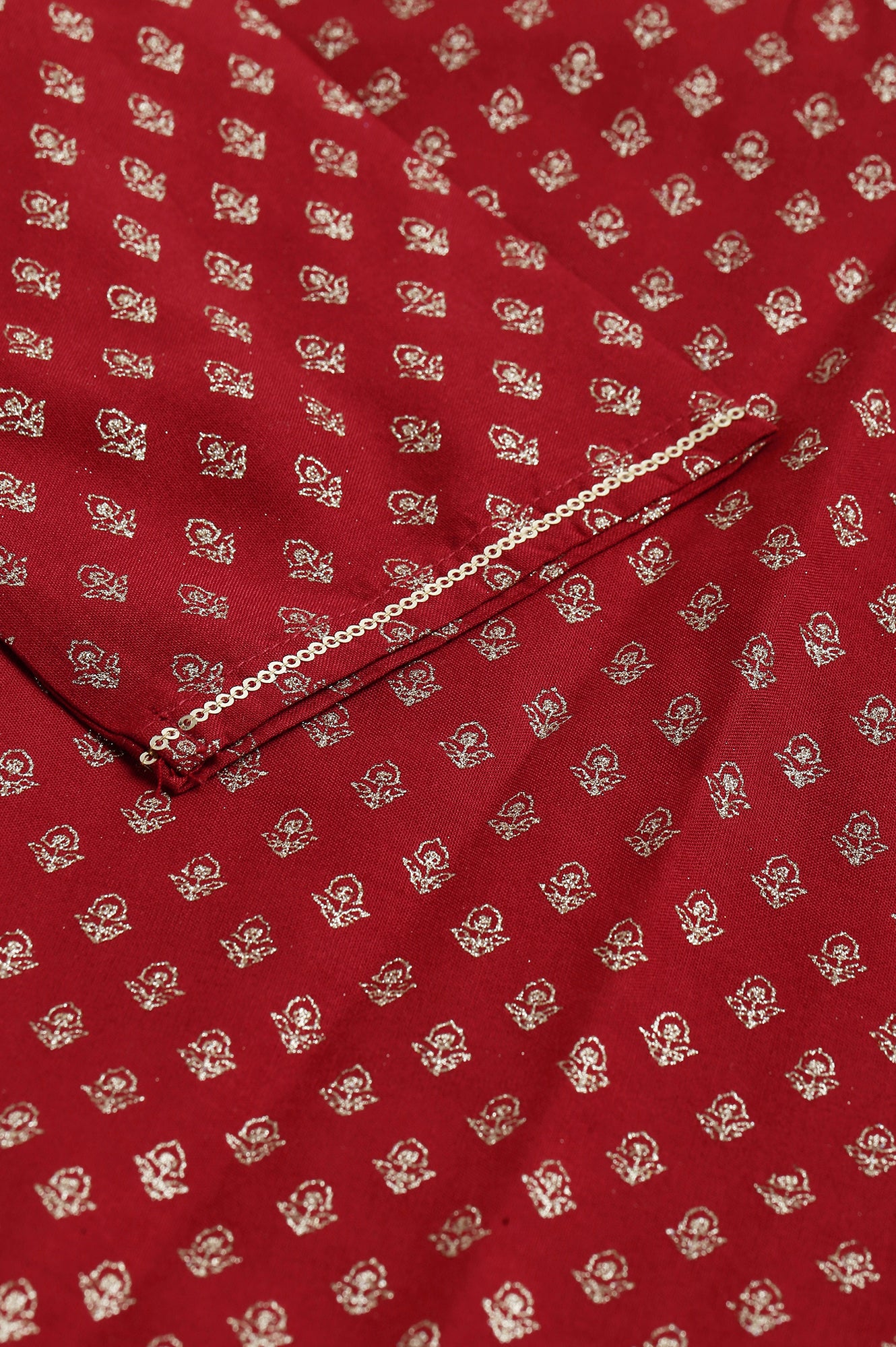 Red Printed kurta With Metallic Embroidery