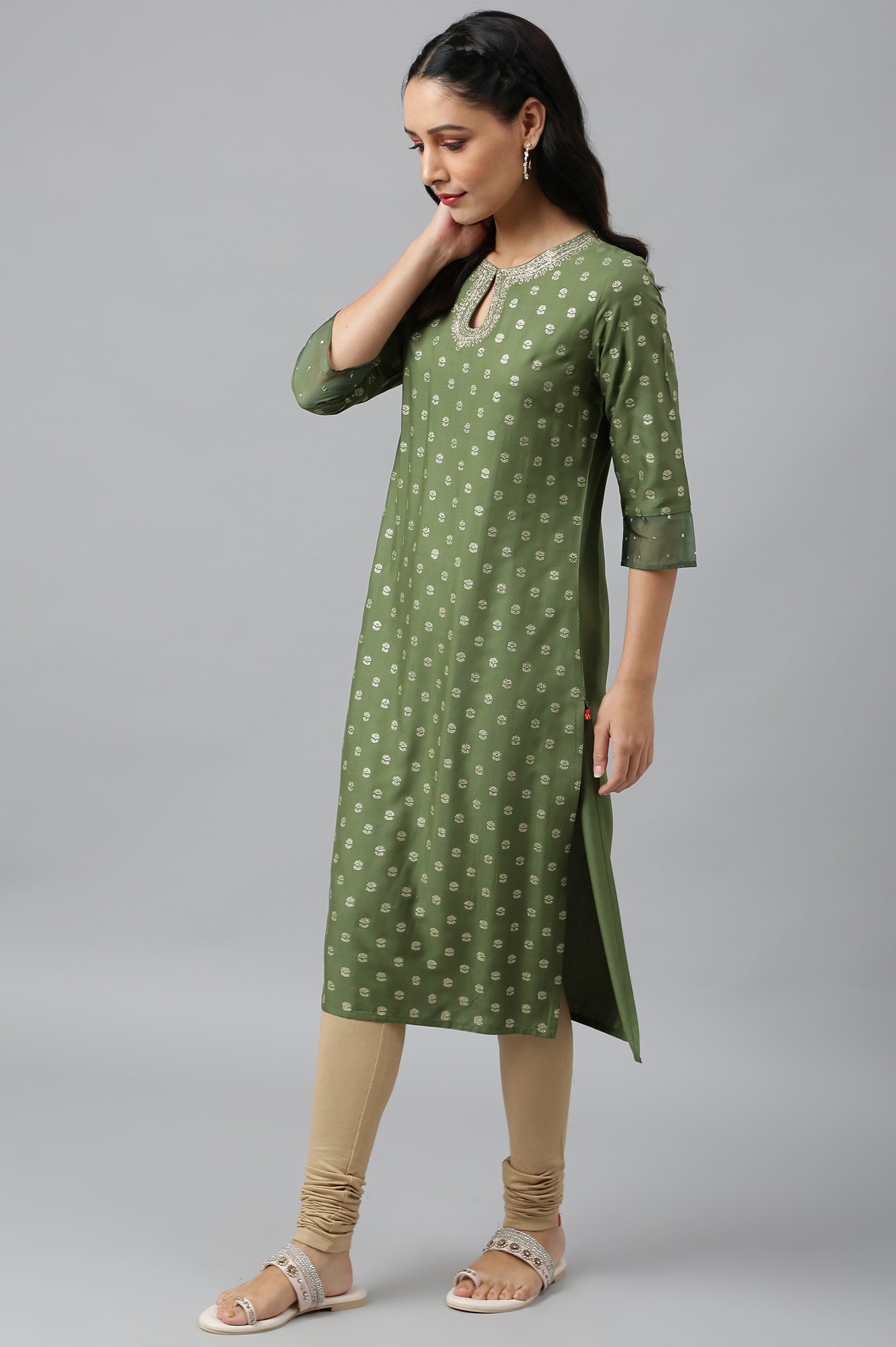 Olive Green Printed kurta With Embroidery And Sequins