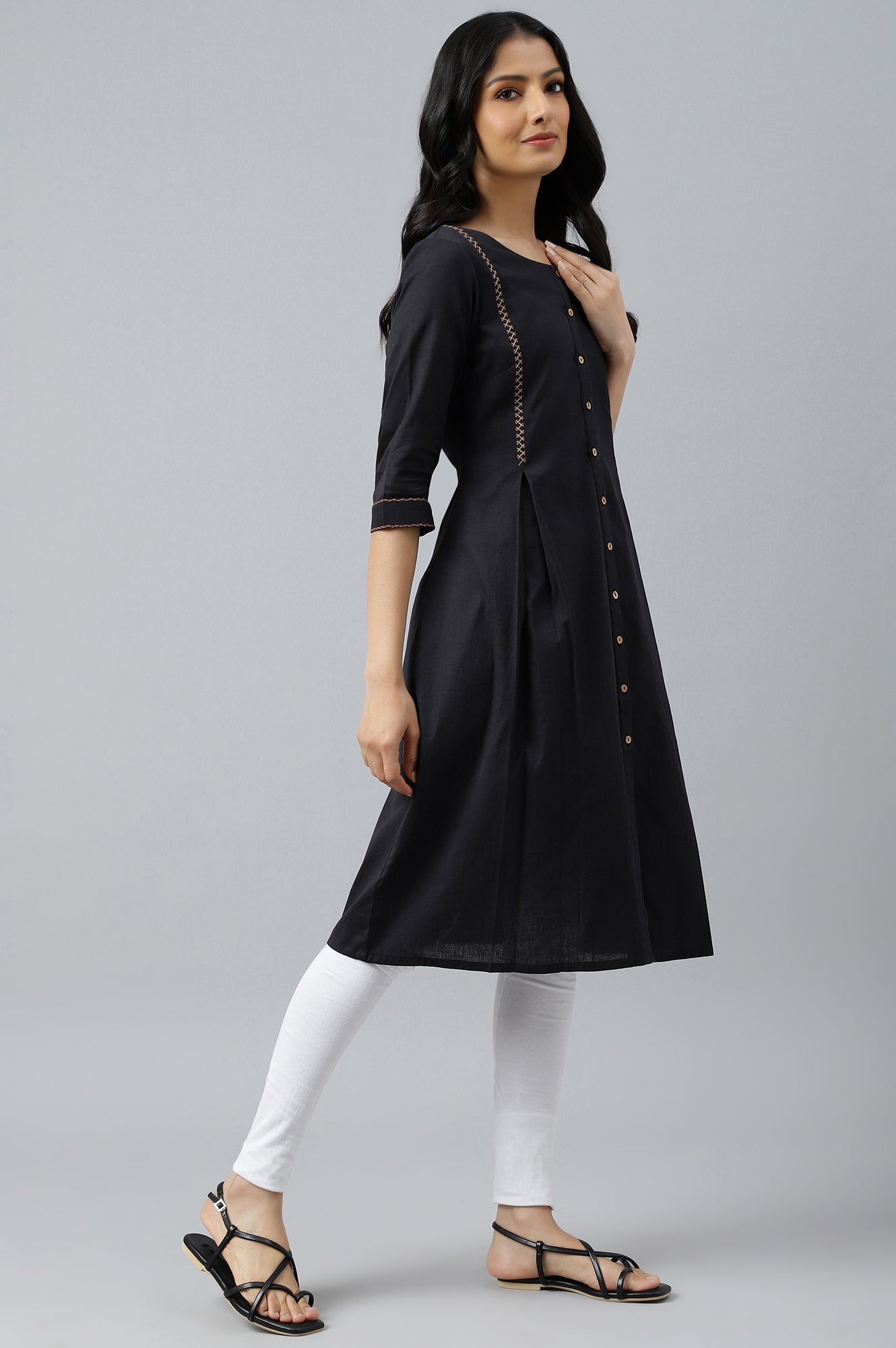 Black Bock Pleated Embroidered kurta