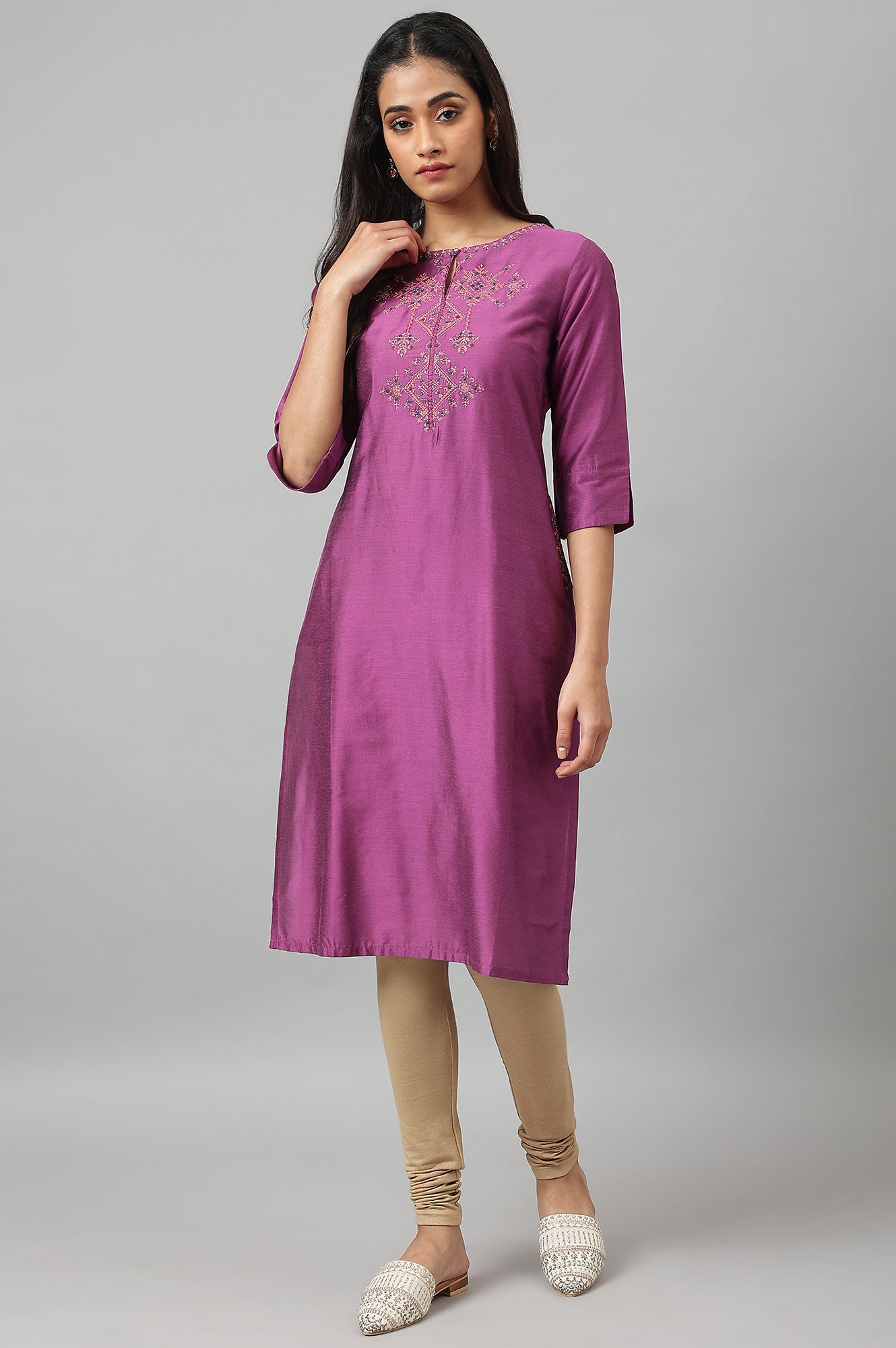 Purple Embroidered Straight kurta