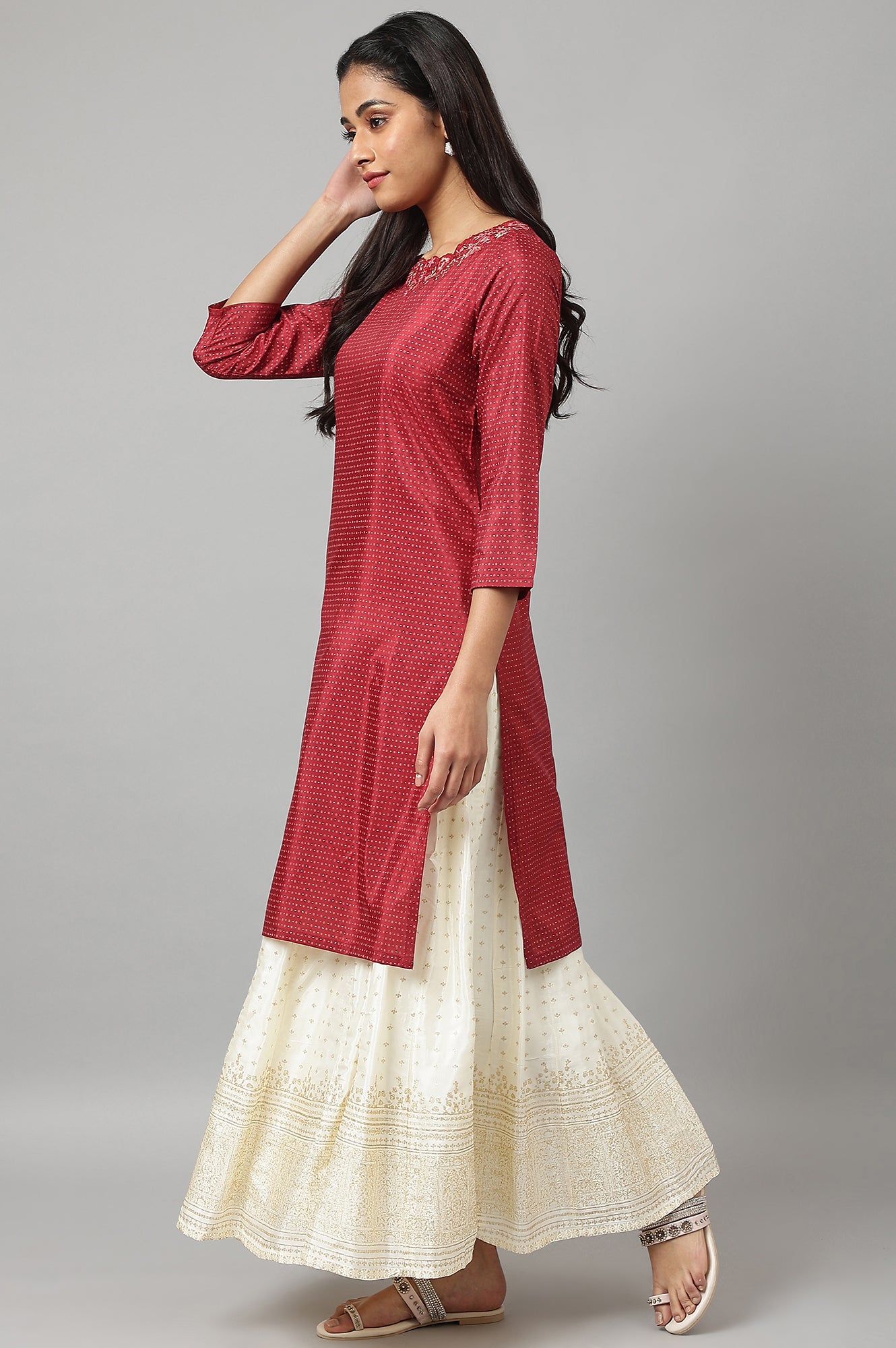 Maroon Festive kurta With Embroidered Neck