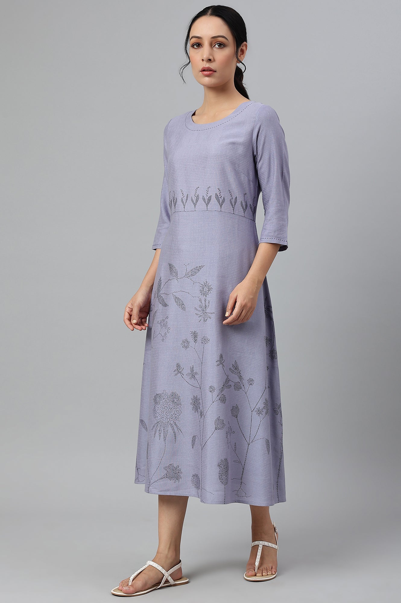 Blue Floral kurta With Kantha Details