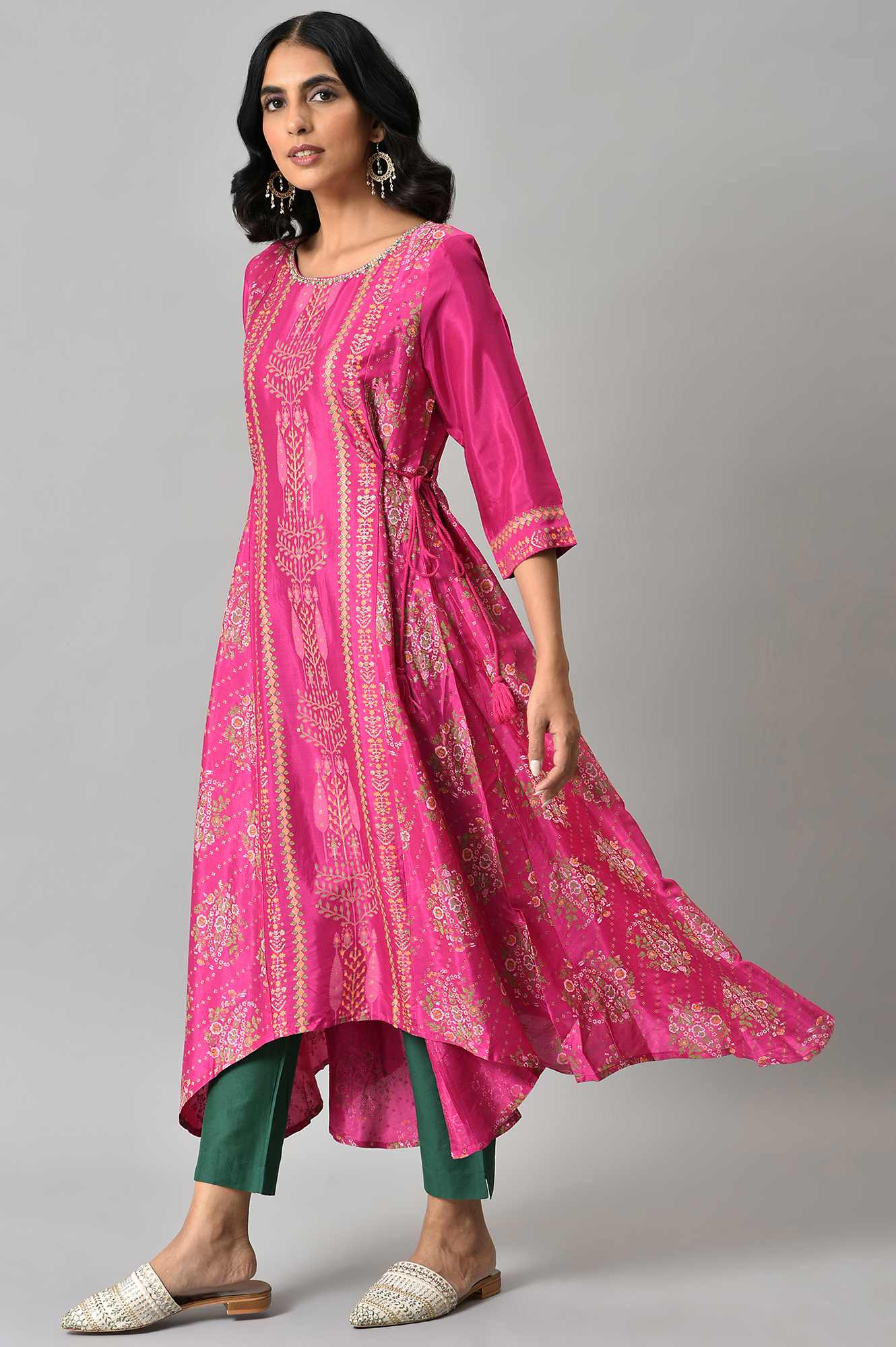 Pink Flared Paisley Print kurta