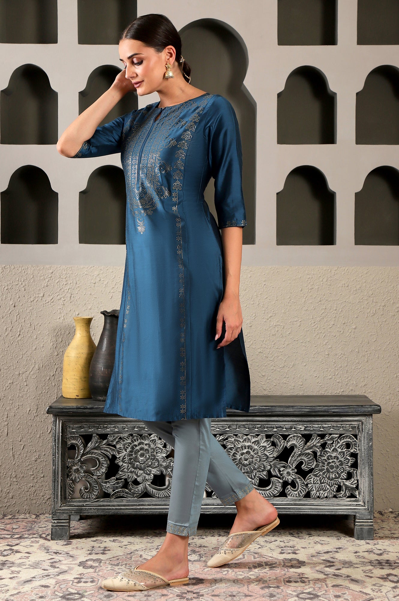 Blue Mukaish Placement Print kurta