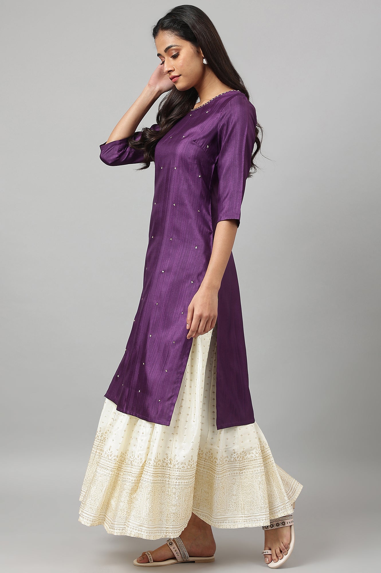 Deep Purple Solid Straight kurta With Sequins