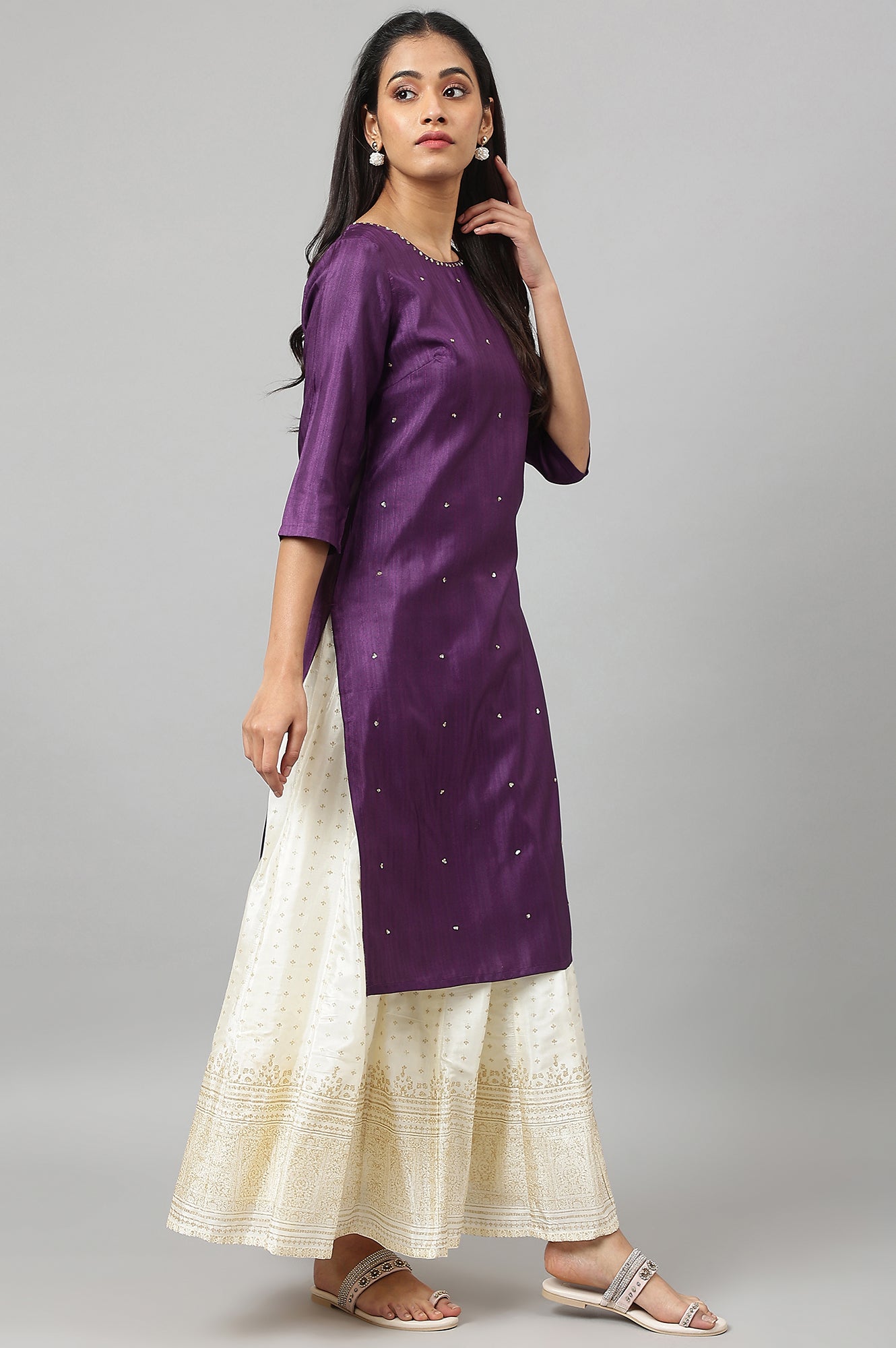 Deep Purple Solid Straight kurta With Sequins