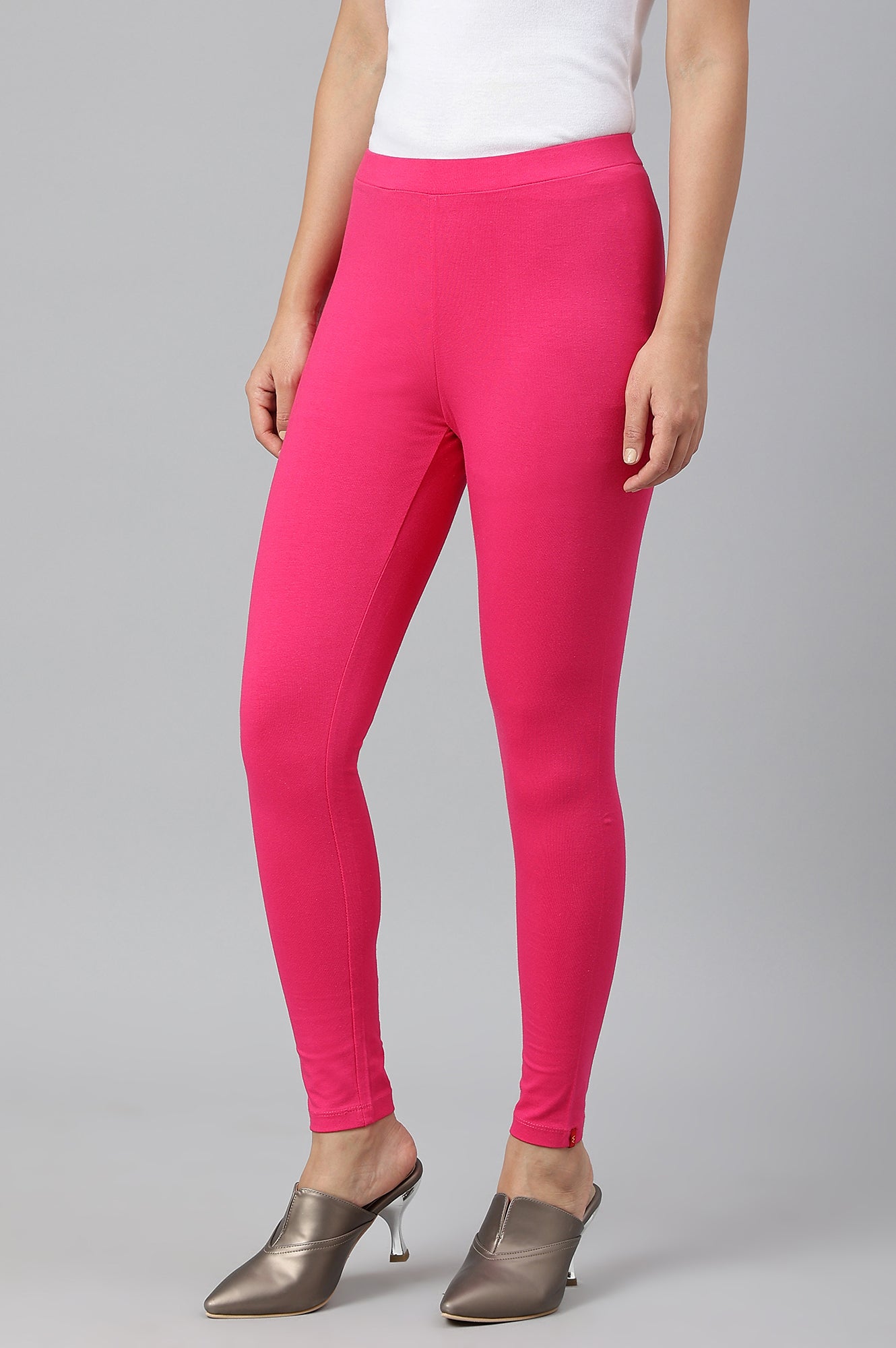 Dark Pink Solid Knitted Women Tights