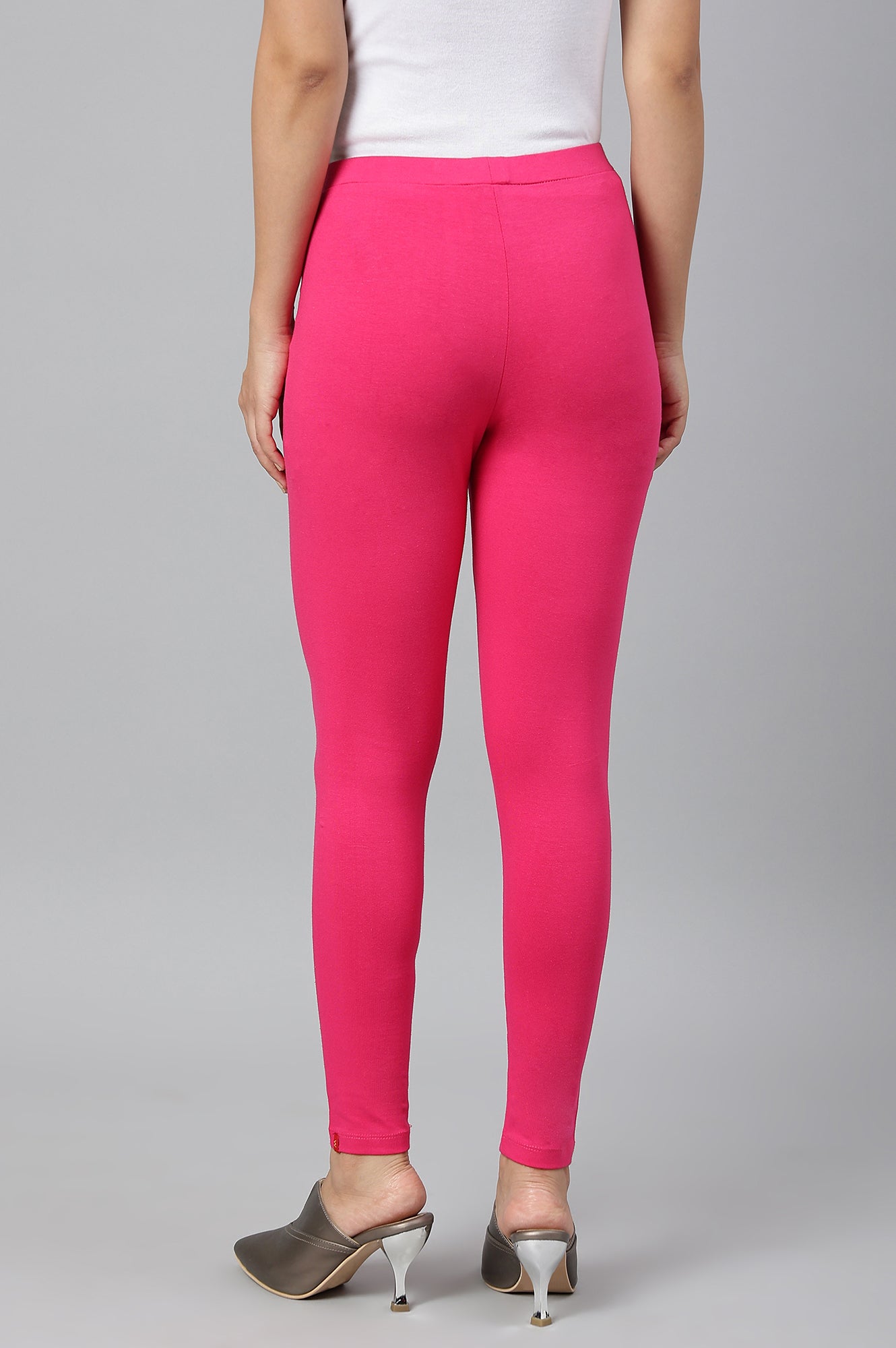 Dark Pink Solid Knitted Women Tights